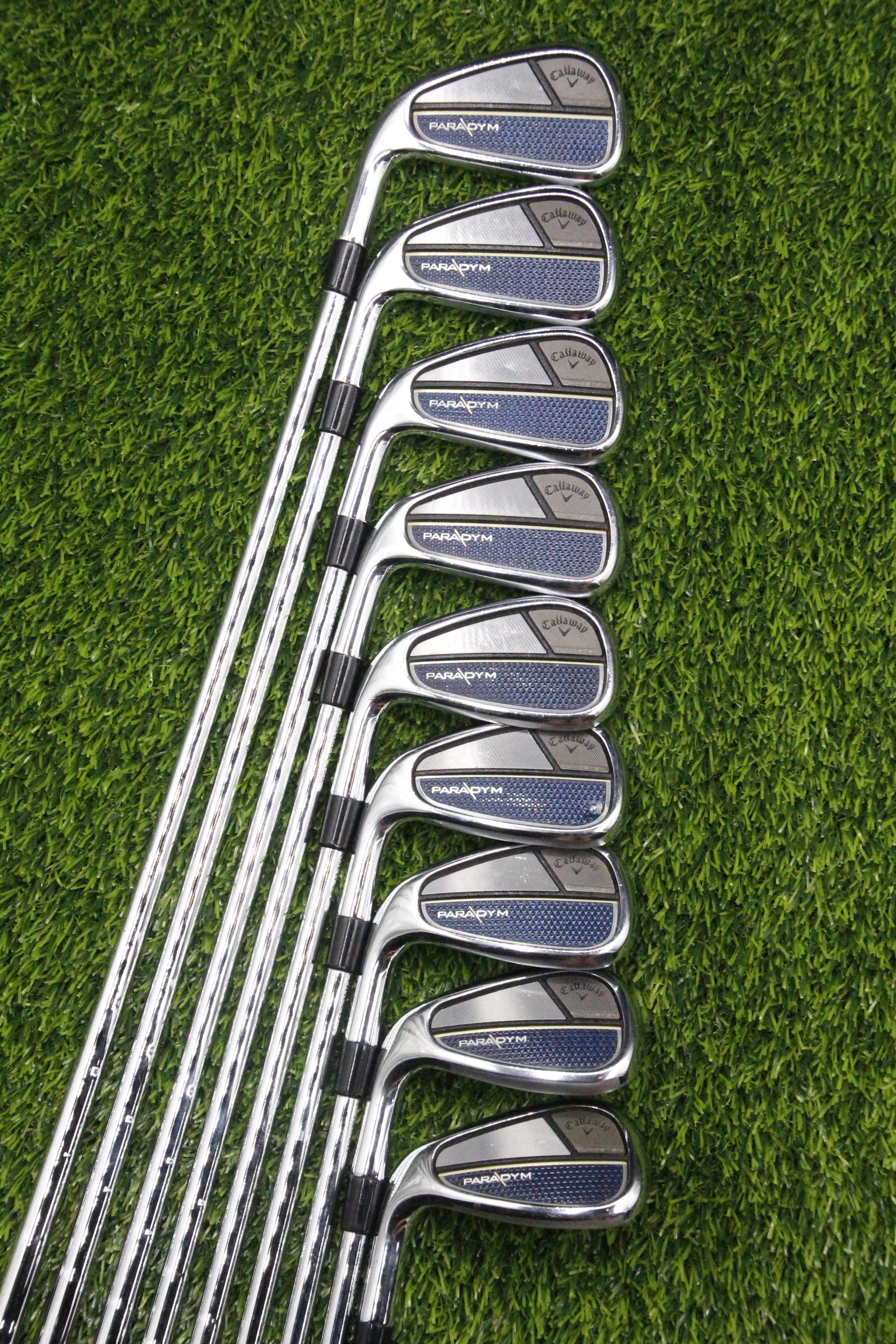 Lefty Callaway Paradym Iron Set 4-PW AW 52° S Flex Std Length