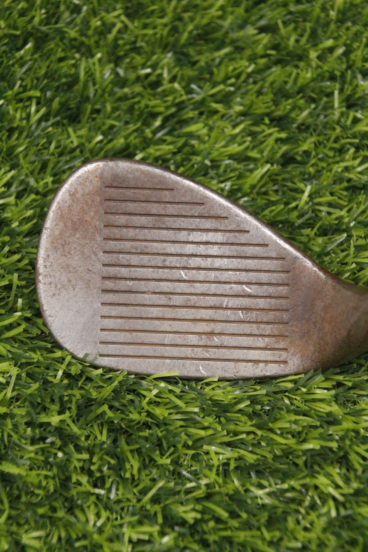 Cleveland Tour Action 900 52° GW Wedge Flex 35.75"
