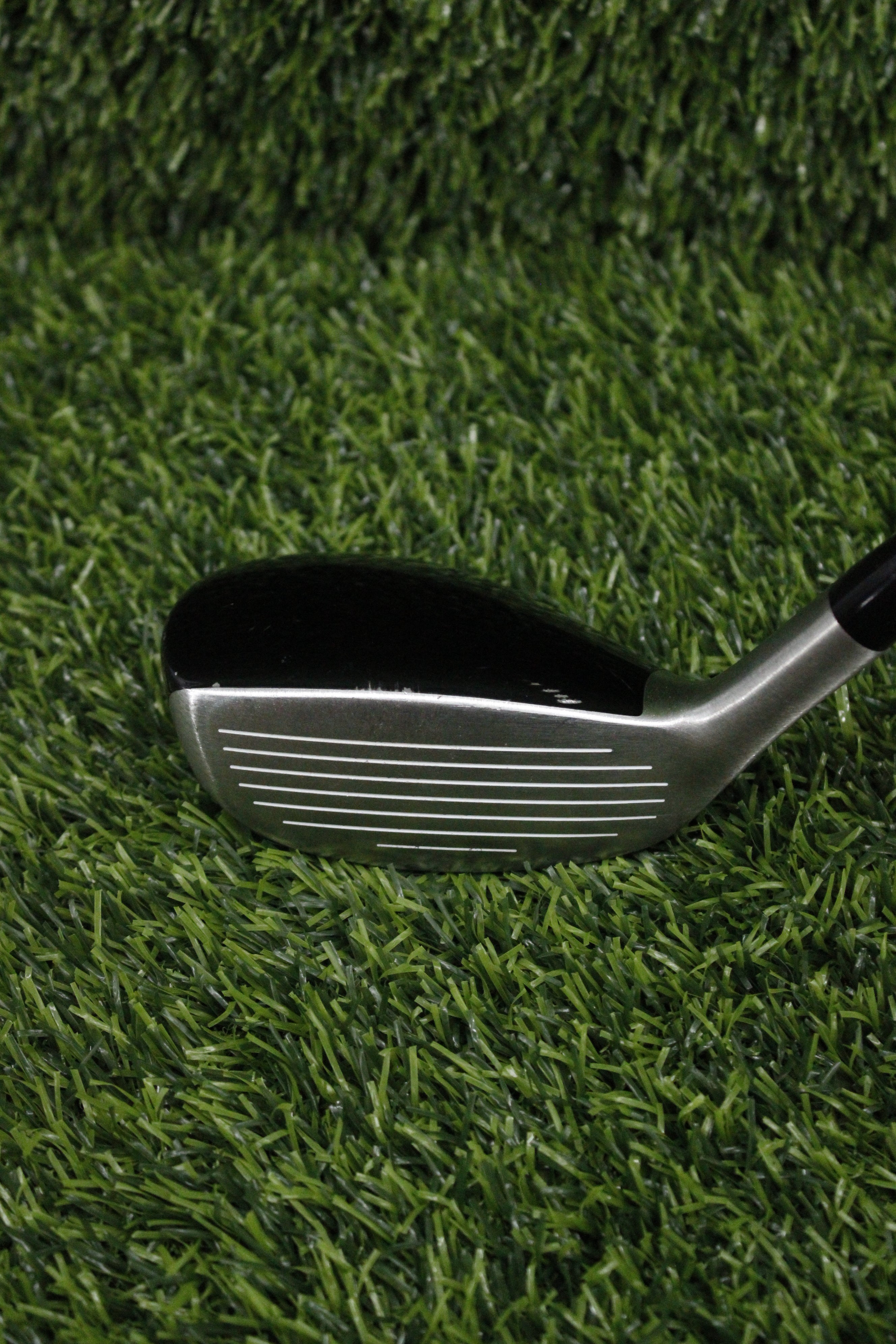 Titleist 585.H 19° 3 Hybrid R Flex 40.5"