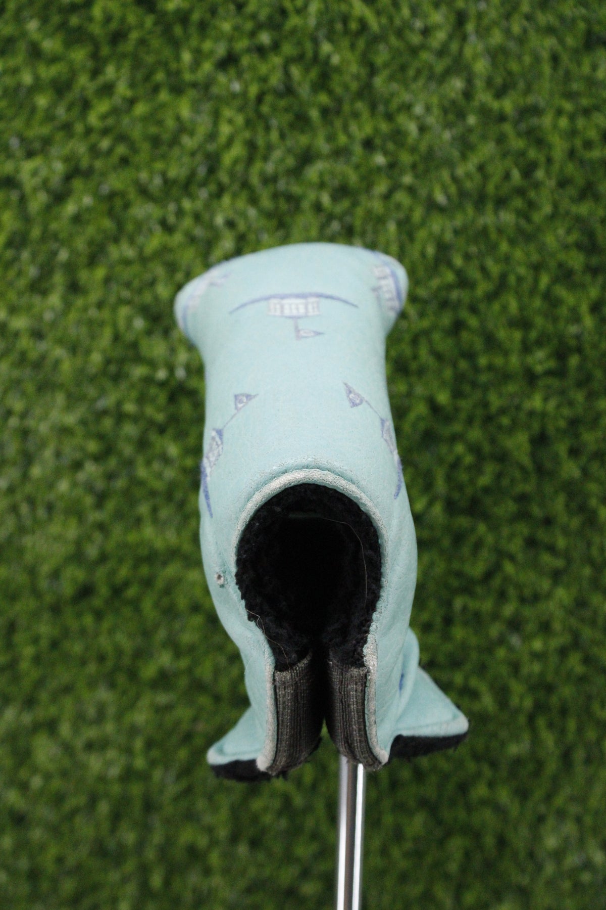 Pre-Owned Old Waverly Country Club Putter Blade Headcover