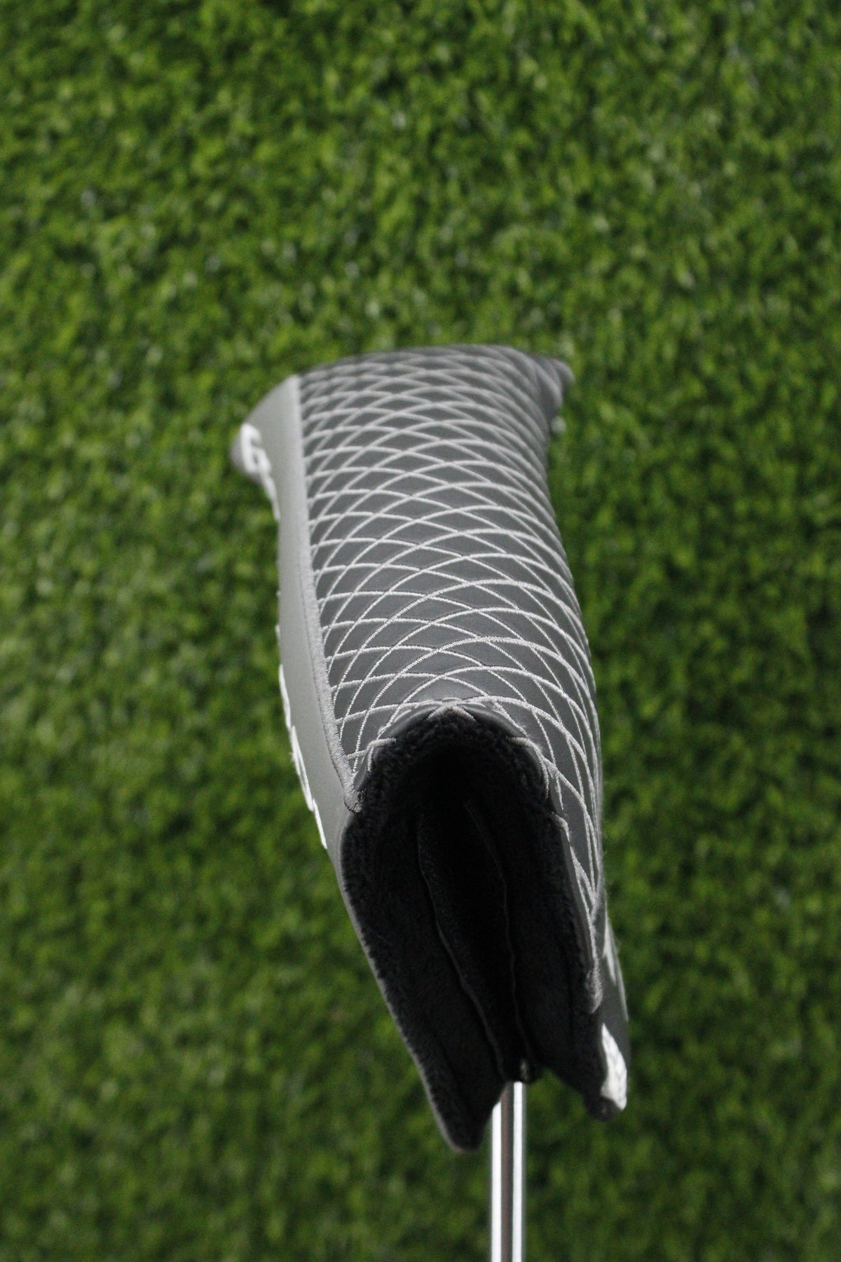 Pre-Owned Bettinardi BB Series Gray Putter Blade Headcover