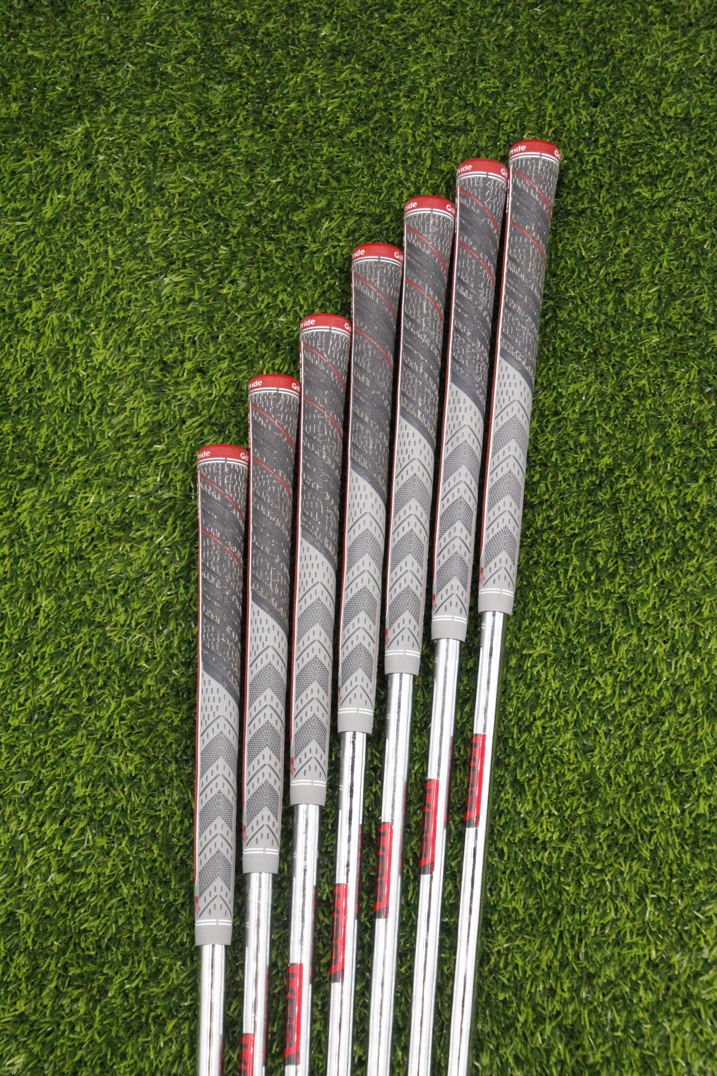 Wilson D7 Forged Iron Set 4-PW R Flex +0.5"