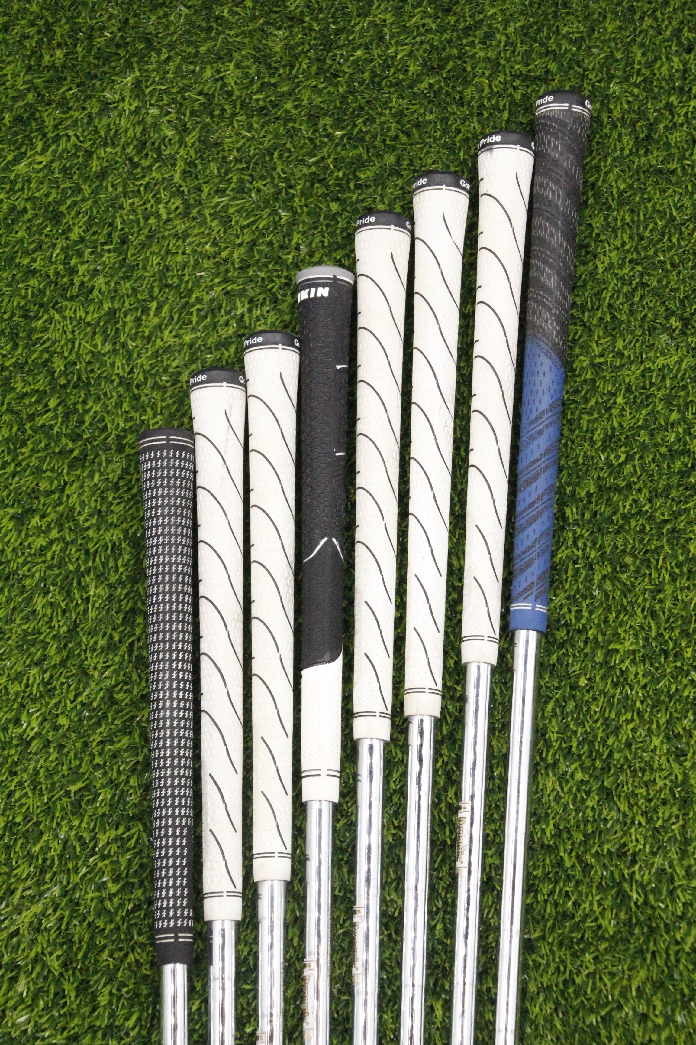 Titleist 716 CB Iron Set 3-9i 46° S Flex +0.5"