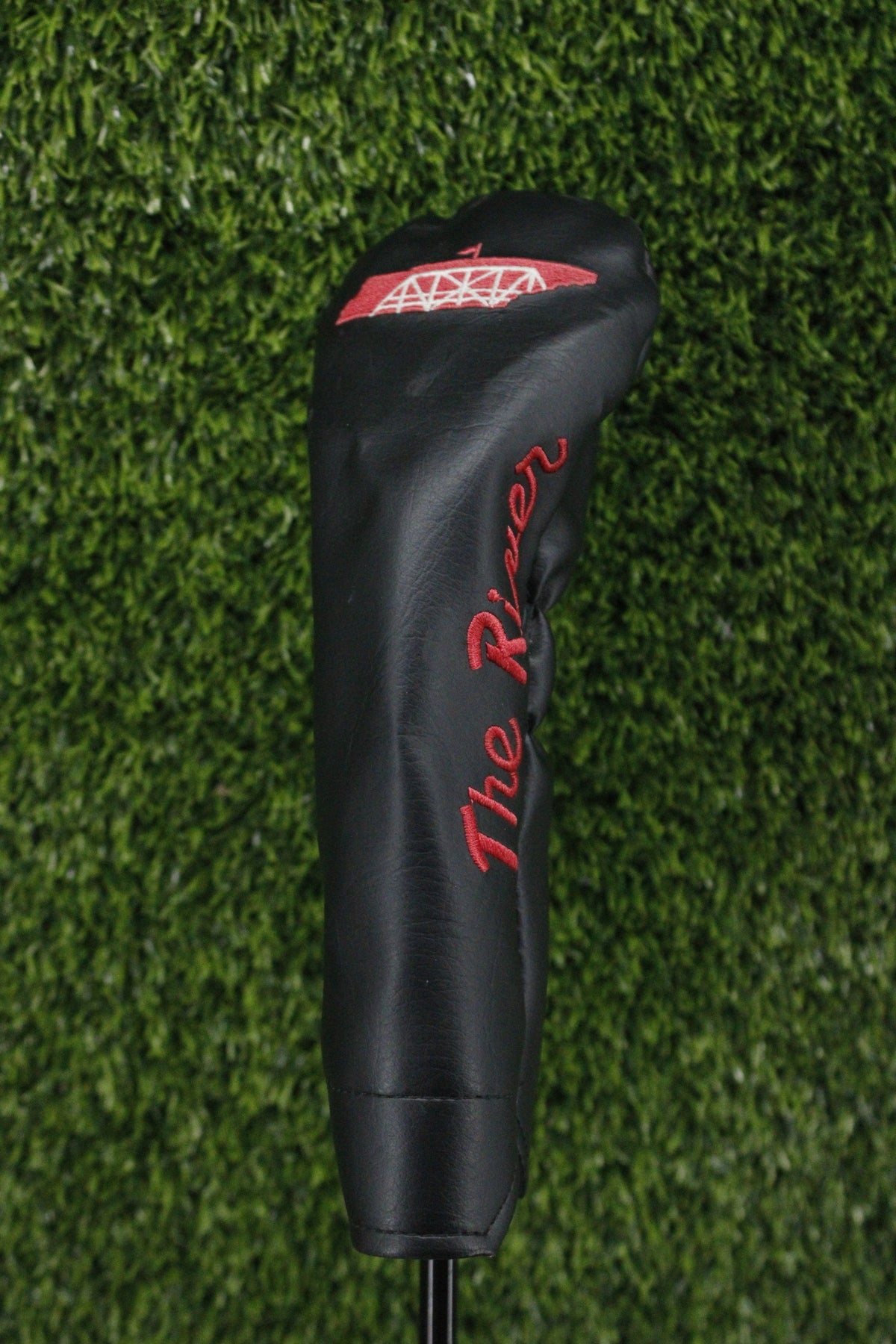 Pre-Owned Tennessee Golf Club The River Hybrid Headcover