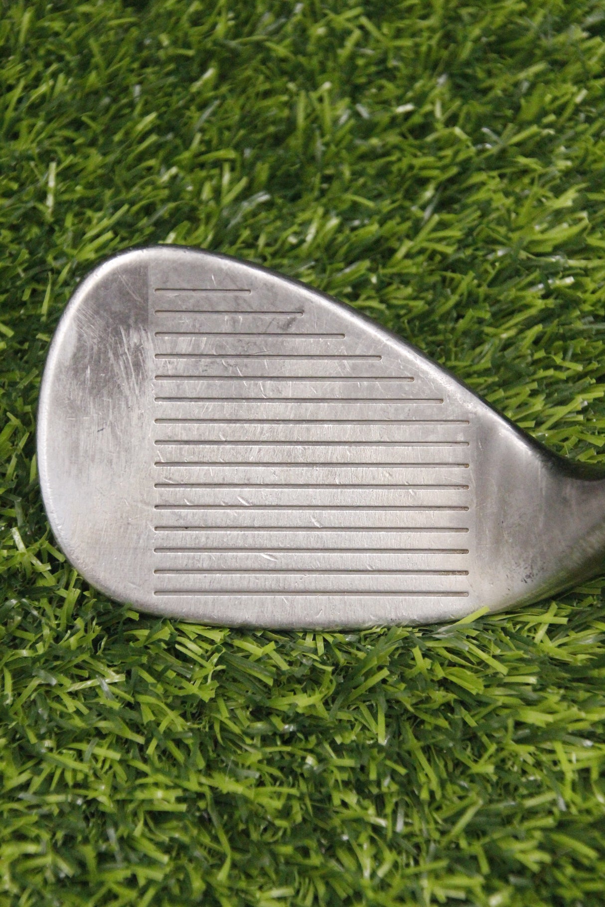 Cleveland CG14 Gunmetal 54° SW Wedge Flex 35.75"