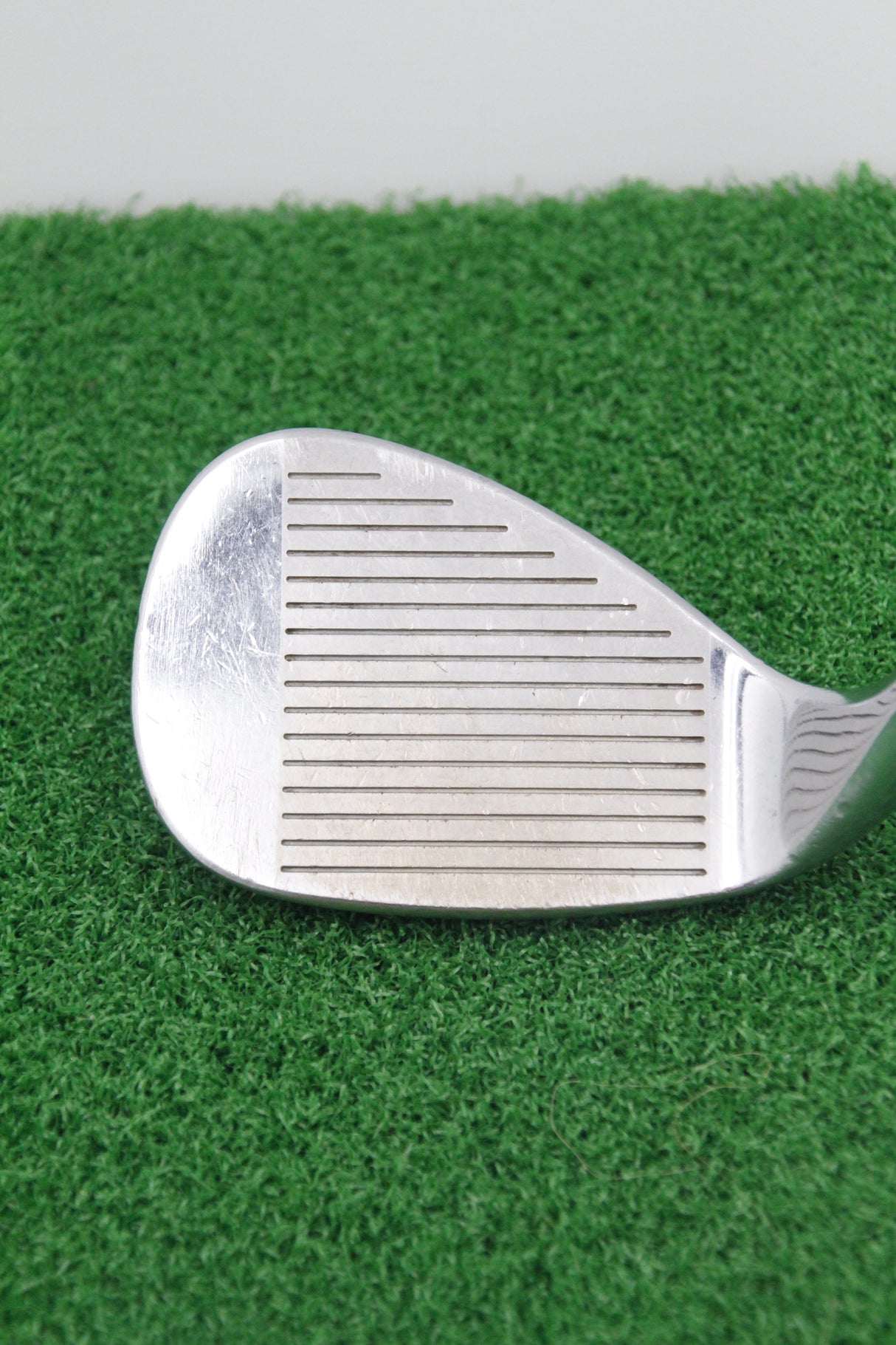 Titleist Vokey Tour Chrome 60° LW Wedge Flex 35.5"