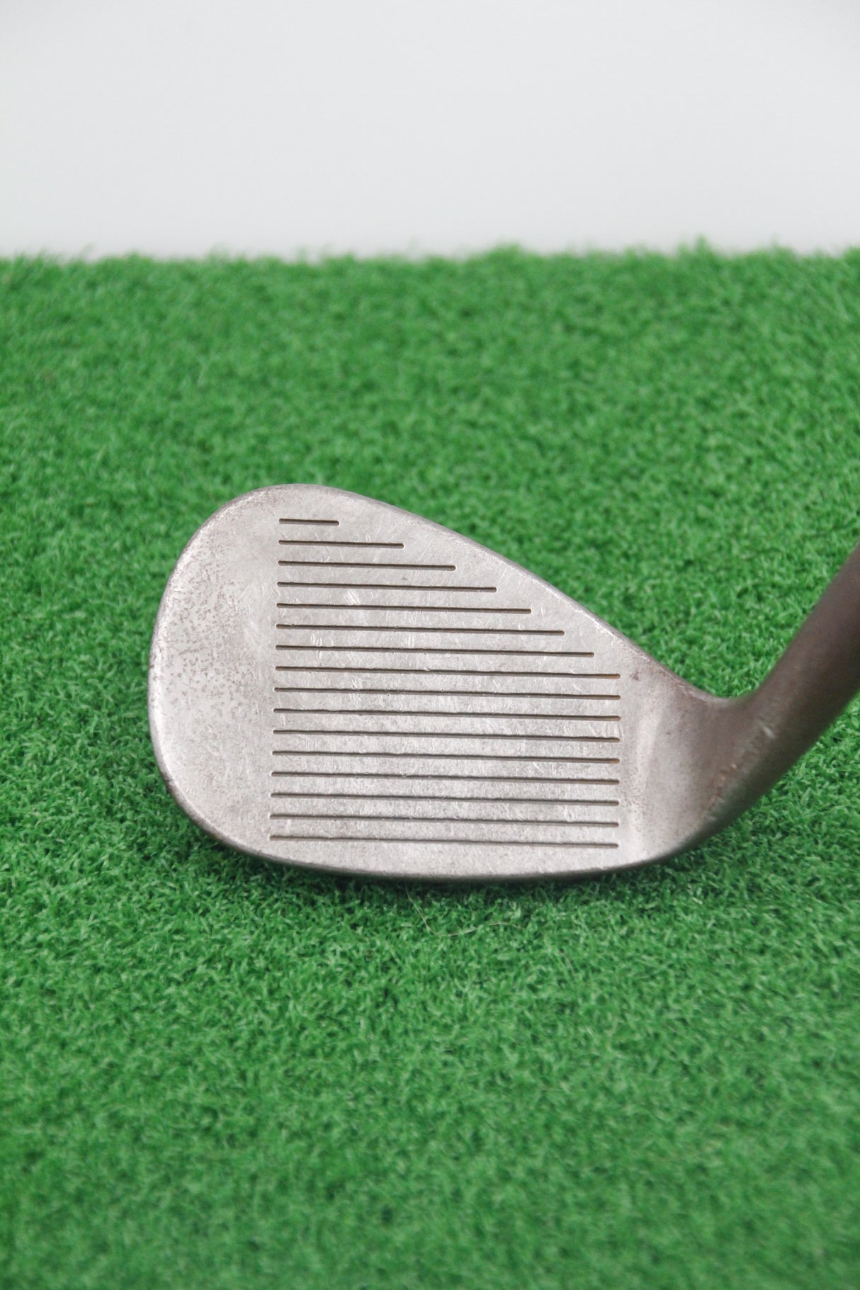 Titleist Vokey Oil Can 56° SW Wedge Flex 35.5"
