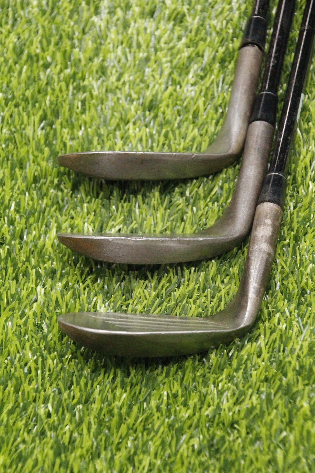 Yururi Keigekiku 53° 57° 61° Wedge Set L Flex 36.25" 36" 35.75"