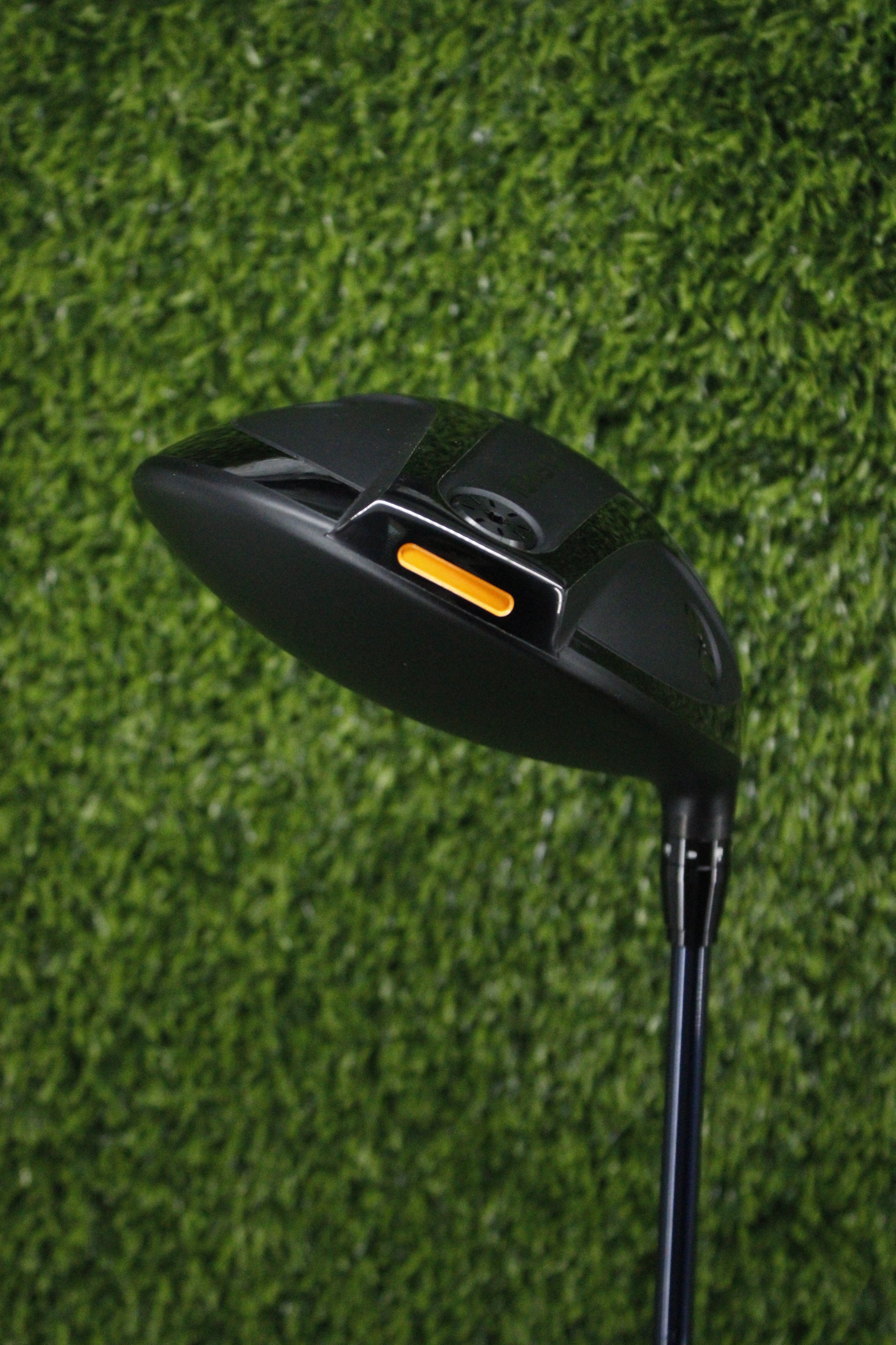 Takomo Ignis D1 10.5° Driver R Flex 45.25" w/ HC