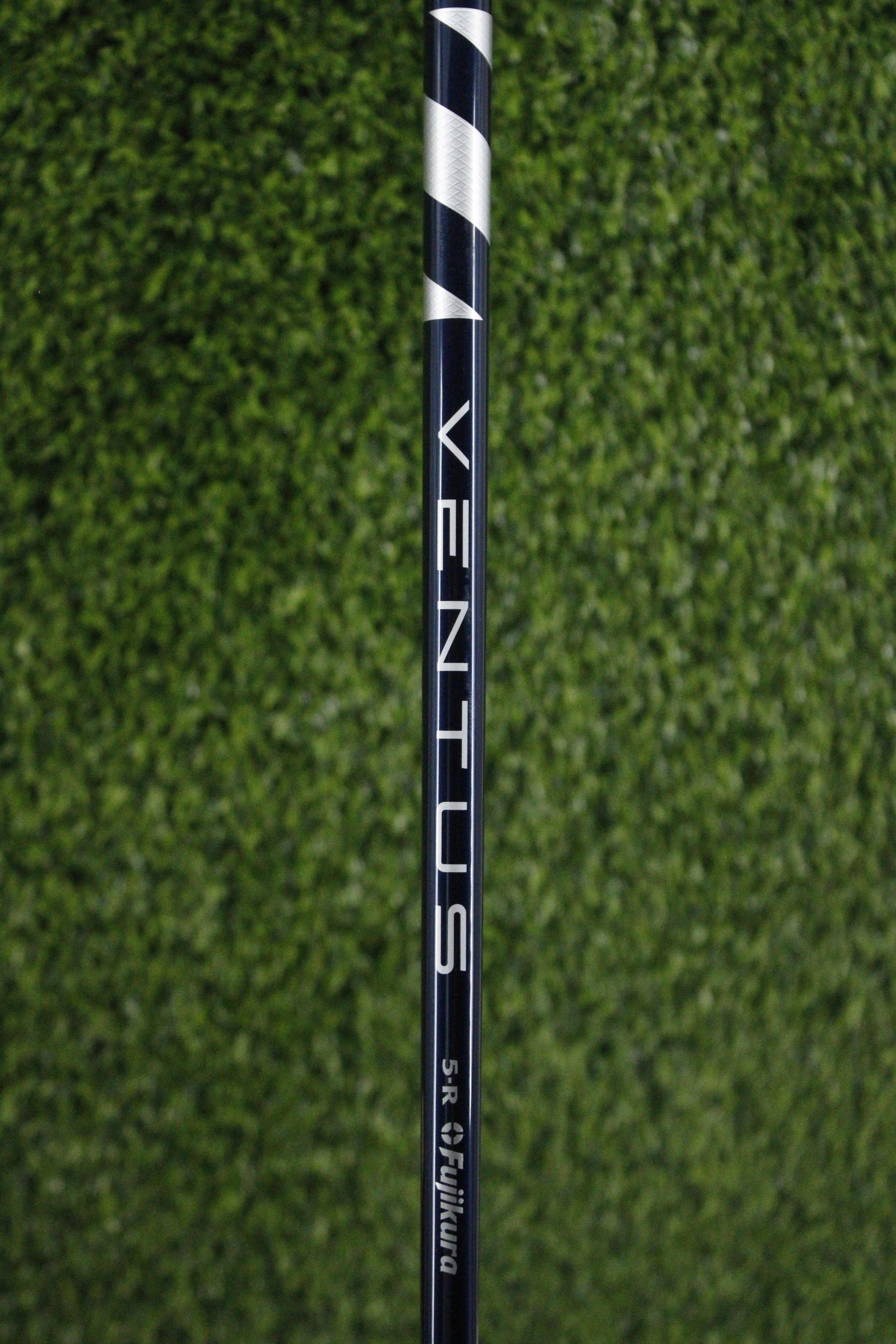 Takomo Ignis D1 10.5° Driver R Flex 45.25" w/ HC