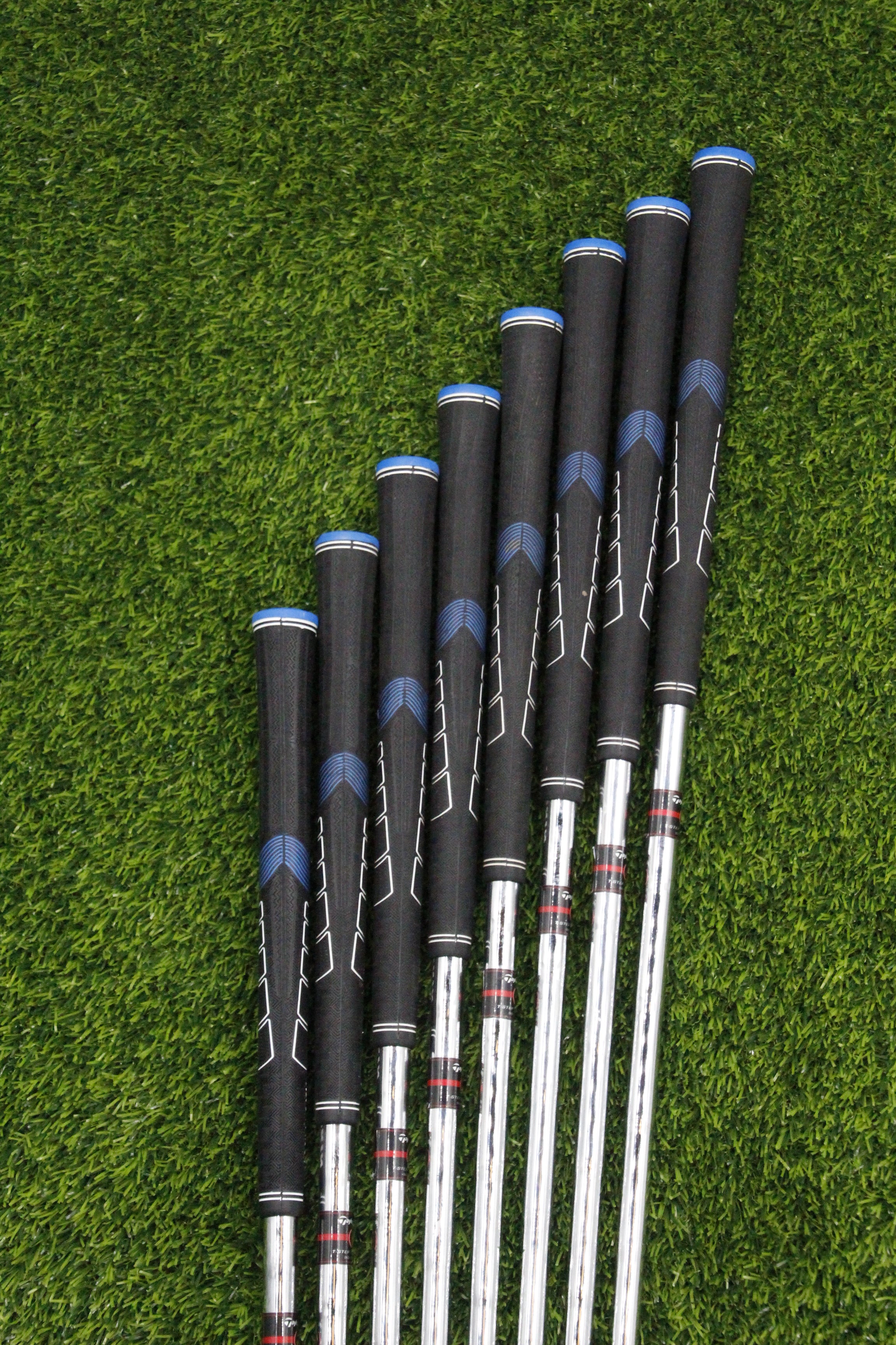 TaylorMade Rac OS 2005 Iron Set 3-PW R Flex Std Length