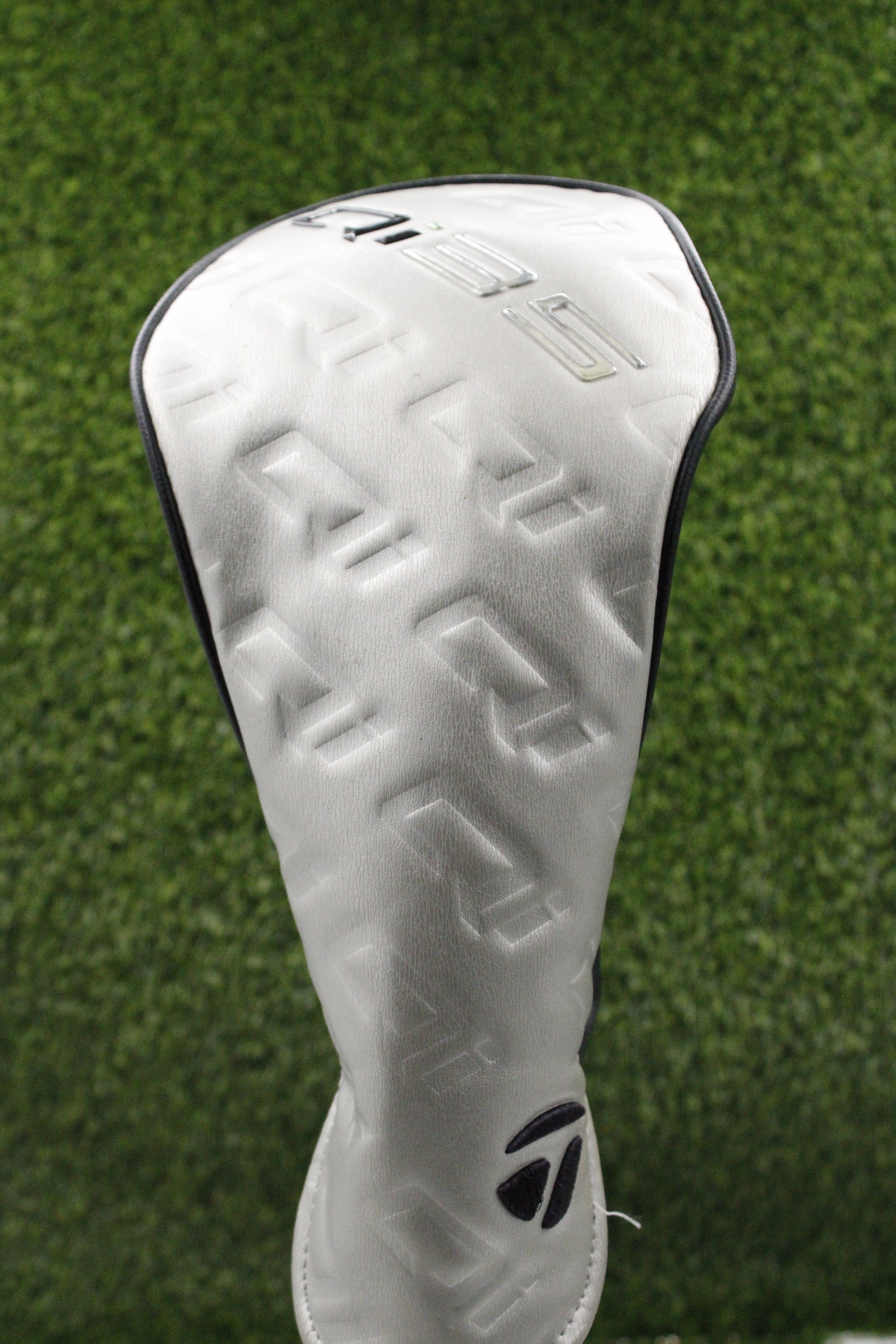 Pre-Owned TaylorMade Qi35 Driver Headcover