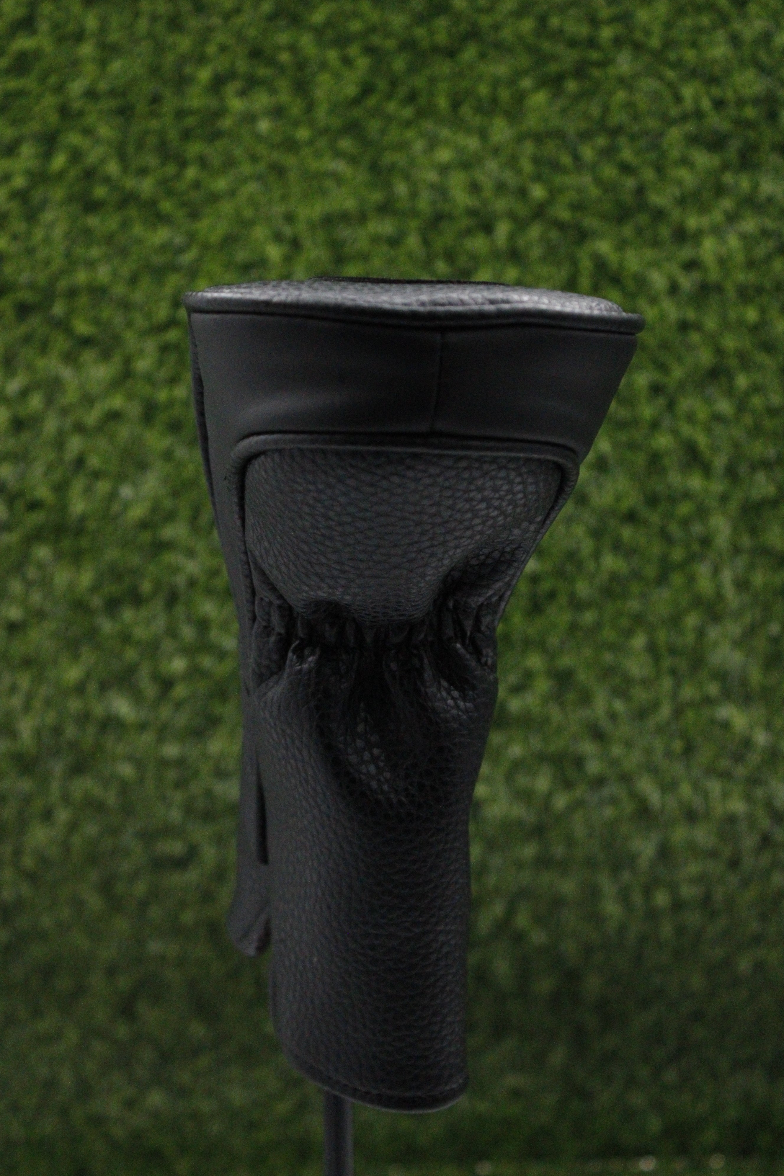 Pre-Owned Black 3 Stripes Fairway Wood Headcover