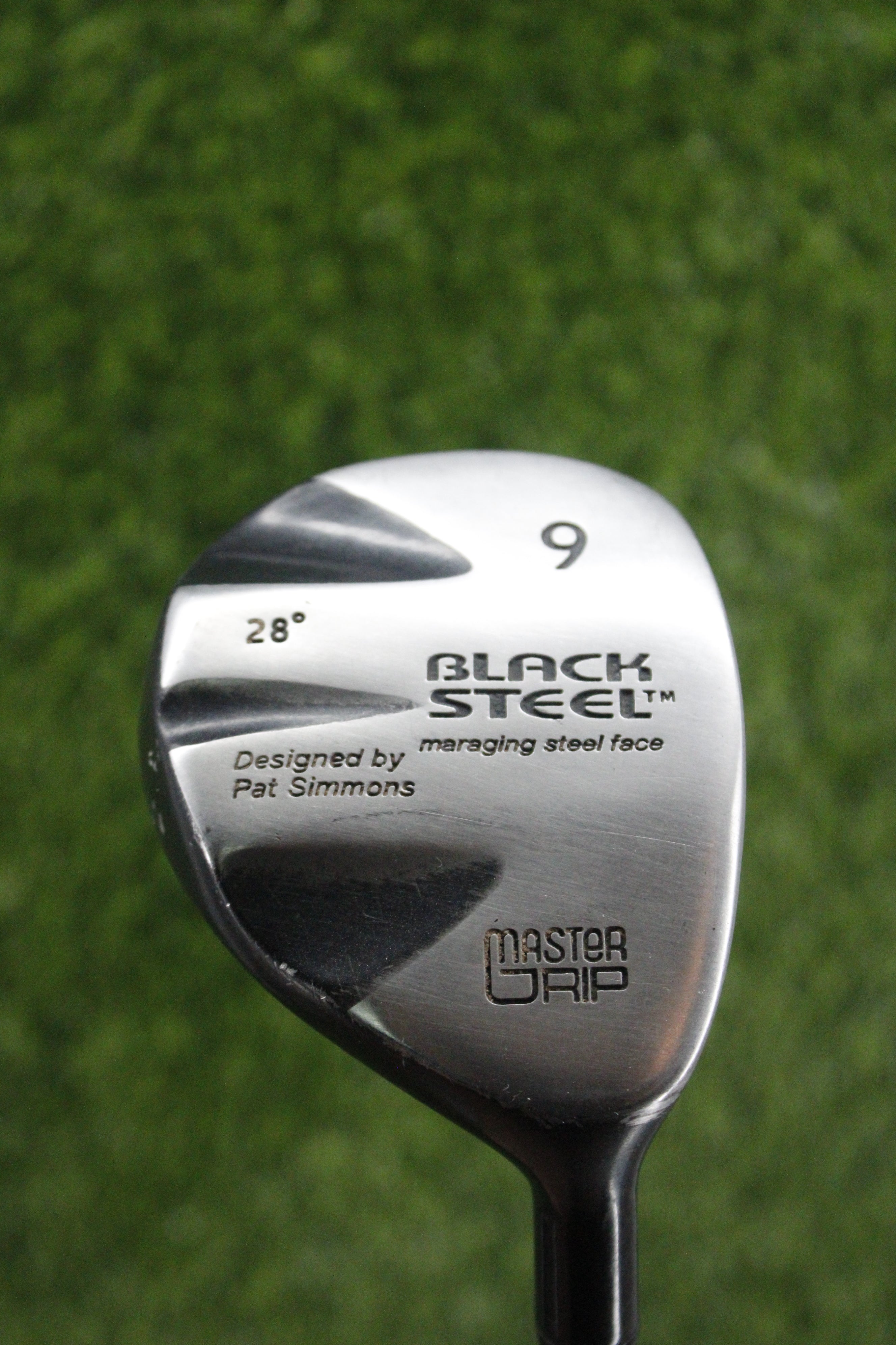 Pat Simmons Master Grip Black Steel 28° 9 Wood R Flex 39.75"