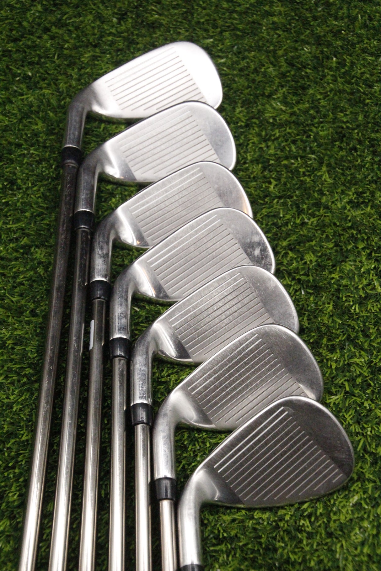 Callaway Rogue Iron Set 5-PW AW R Flex Std