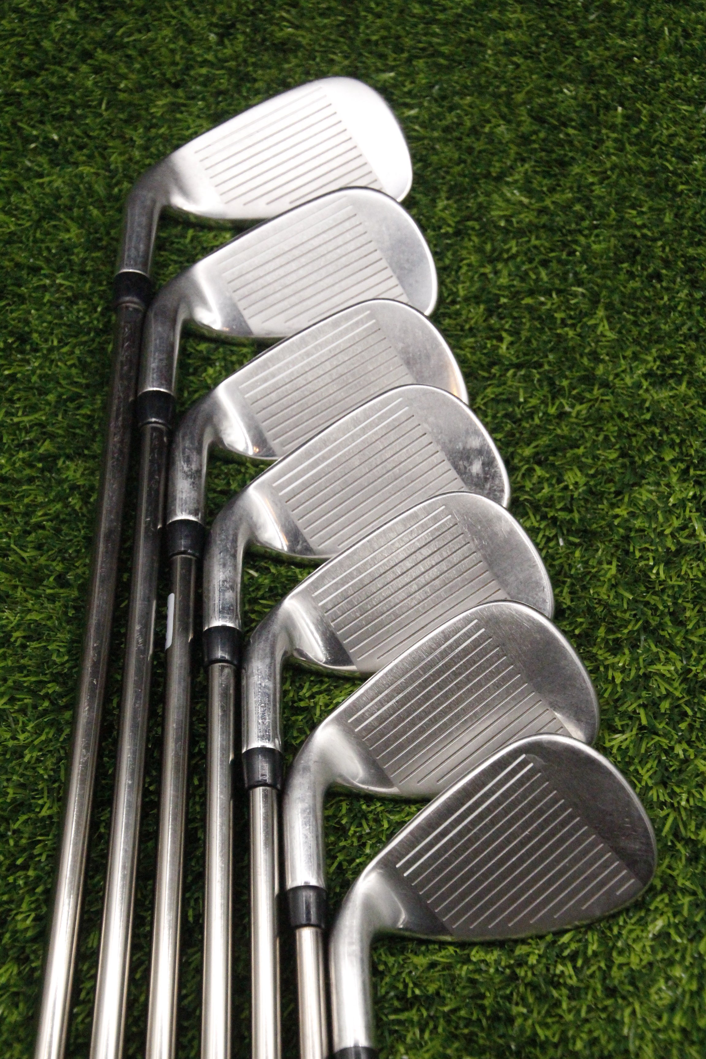 Callaway Rogue Iron Set 5-PW AW R Flex Std Length