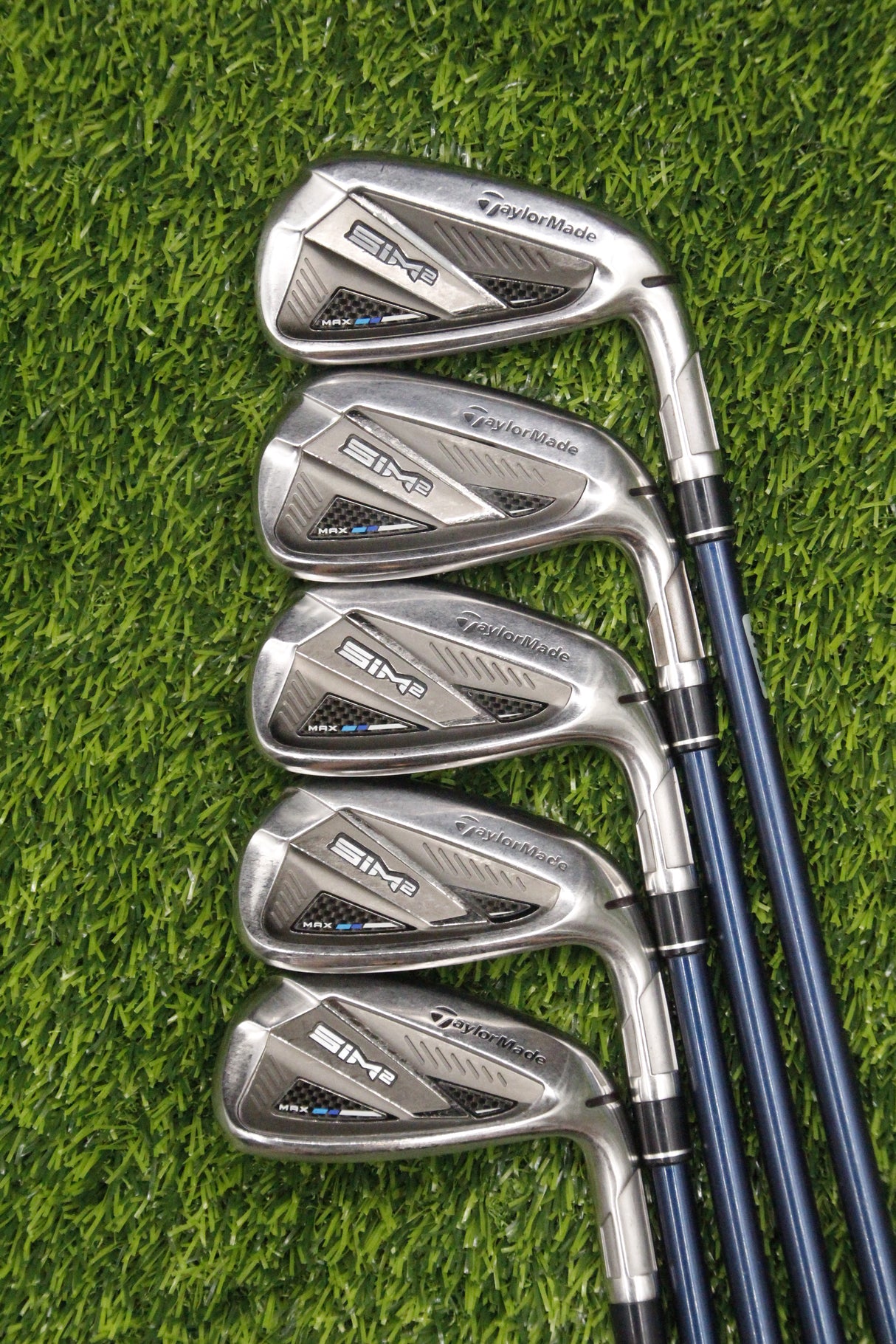 TaylorMade Sim2 Max Iron Set 7-PW AW R Flex -1.0"