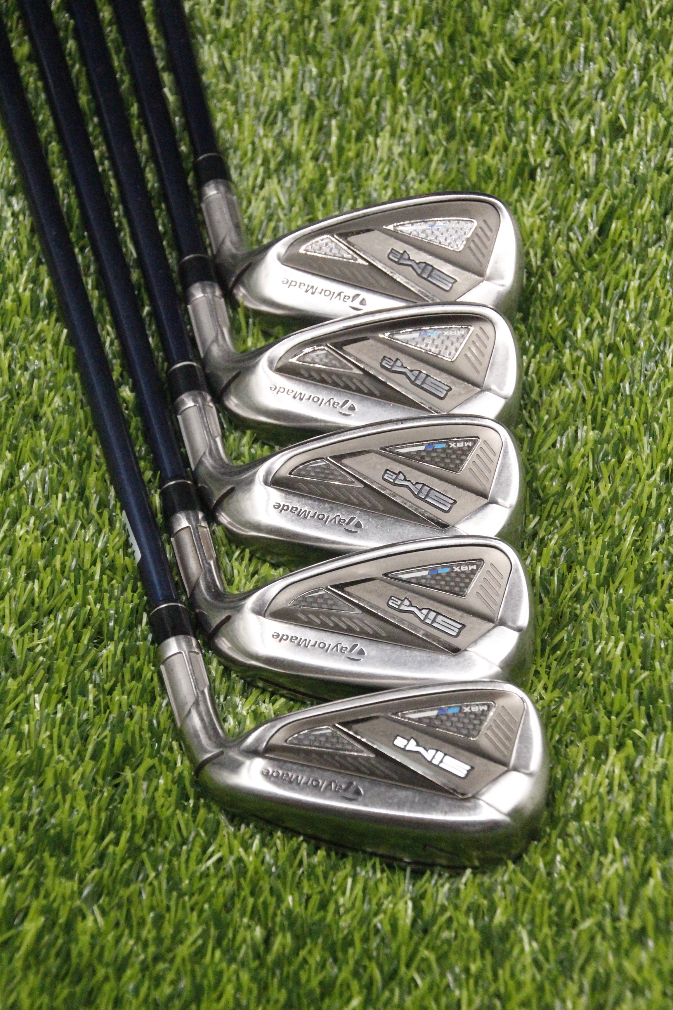 TaylorMade Sim2 Max Iron Set 7-PW AW R Flex -1.0"