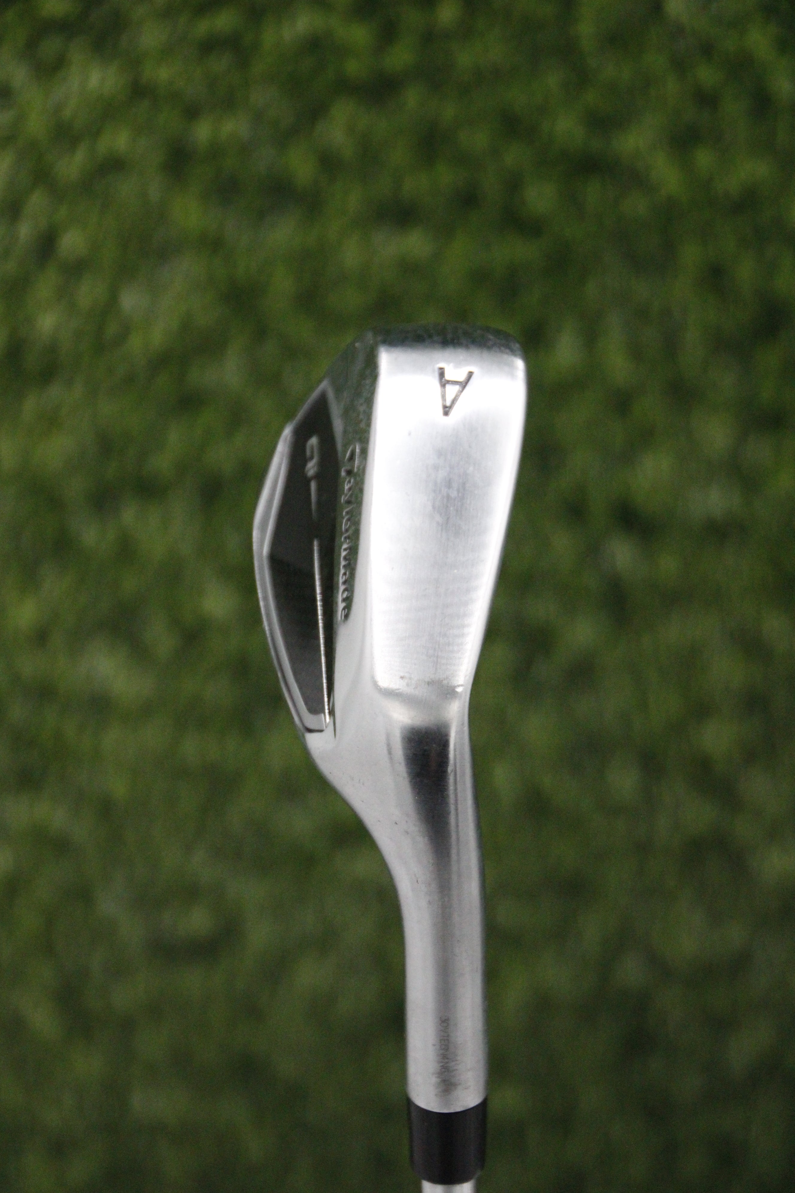 TaylorMade Qi AW R Flex 35.25"
