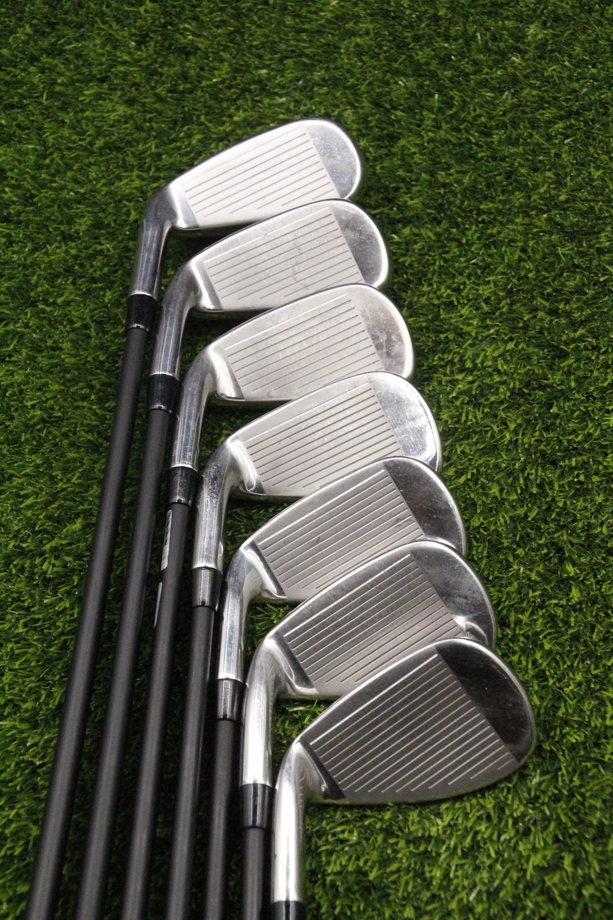 Cleveland Launcher XL Halo Iron Set 5-PW AW R Plus Flex Std