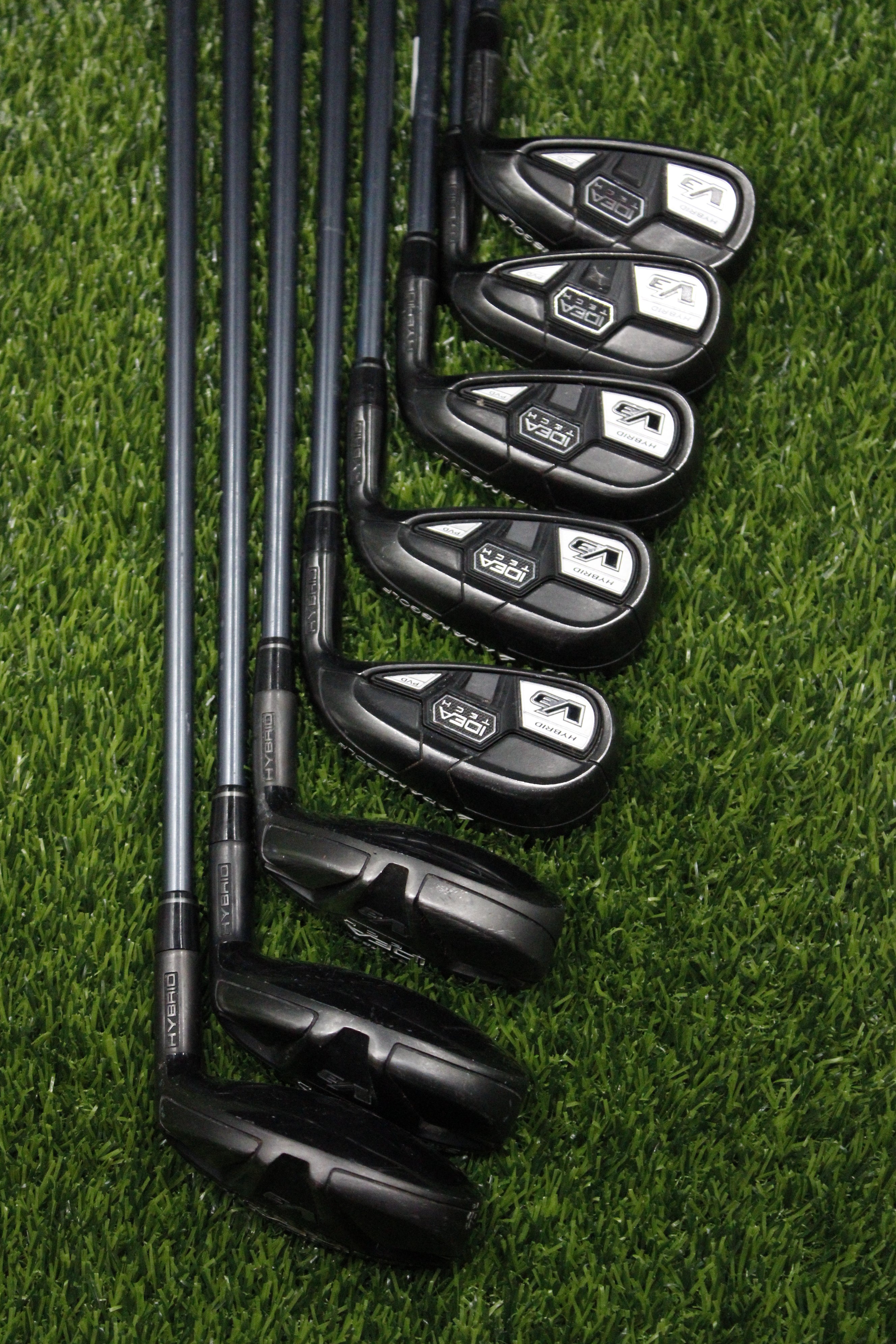 Adams Idea Tech V3 Iron Set 4-PW GW R Flex Std Length