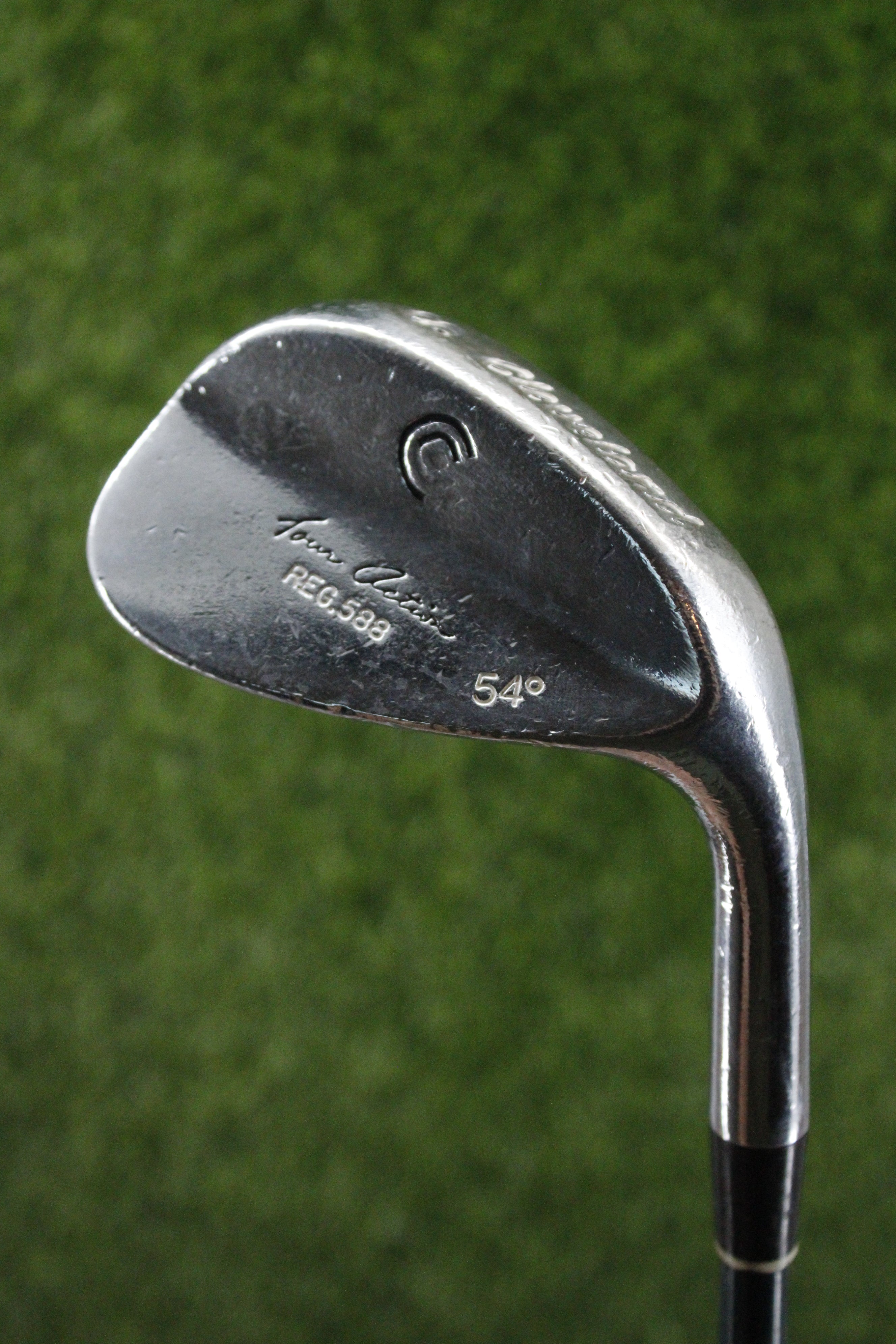 Cleveland 588 Chrome 54° SW Wedge Flex 37"