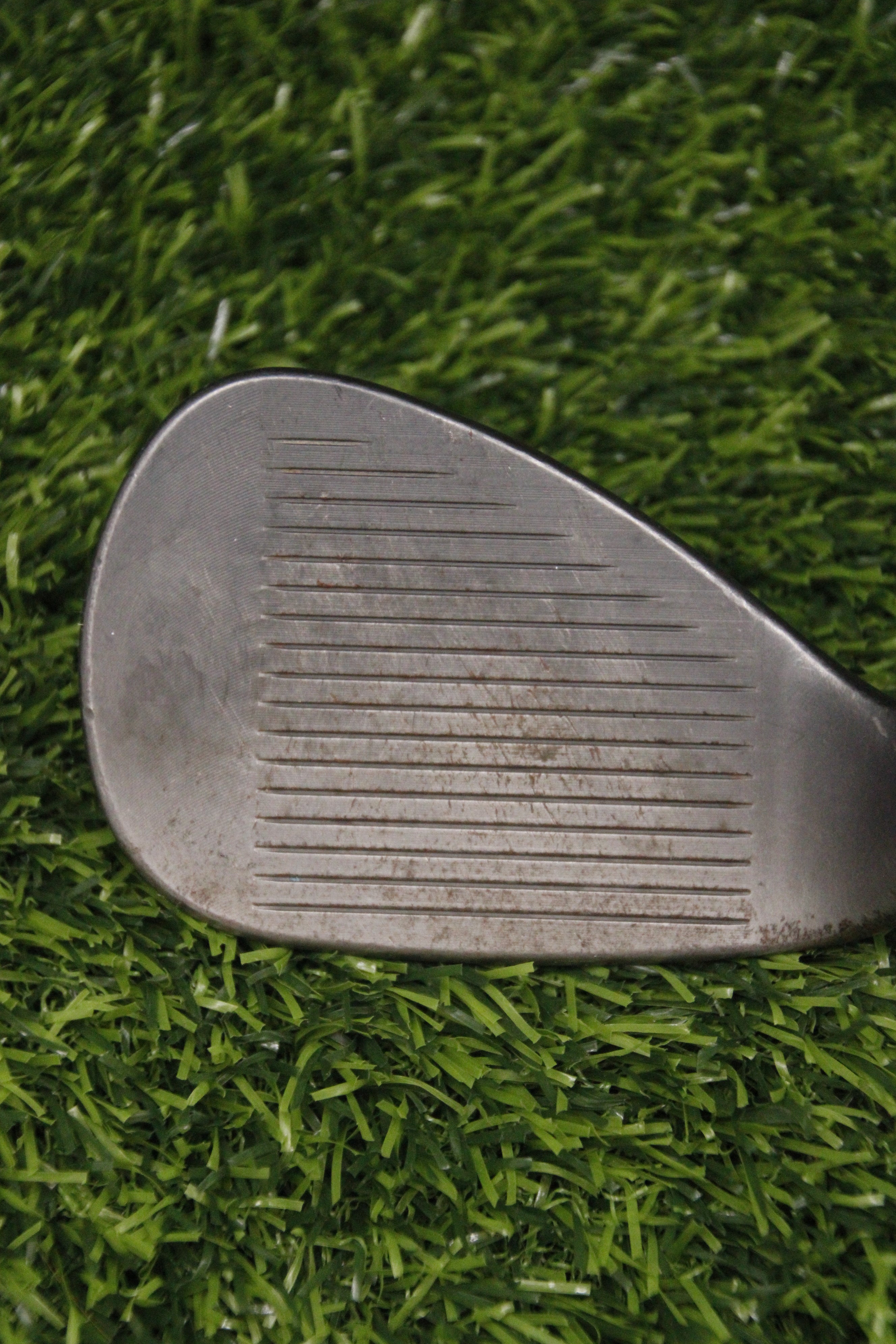 Titleist Vokey SM8 Jet Black 54° SW Wedge Flex 35.25"