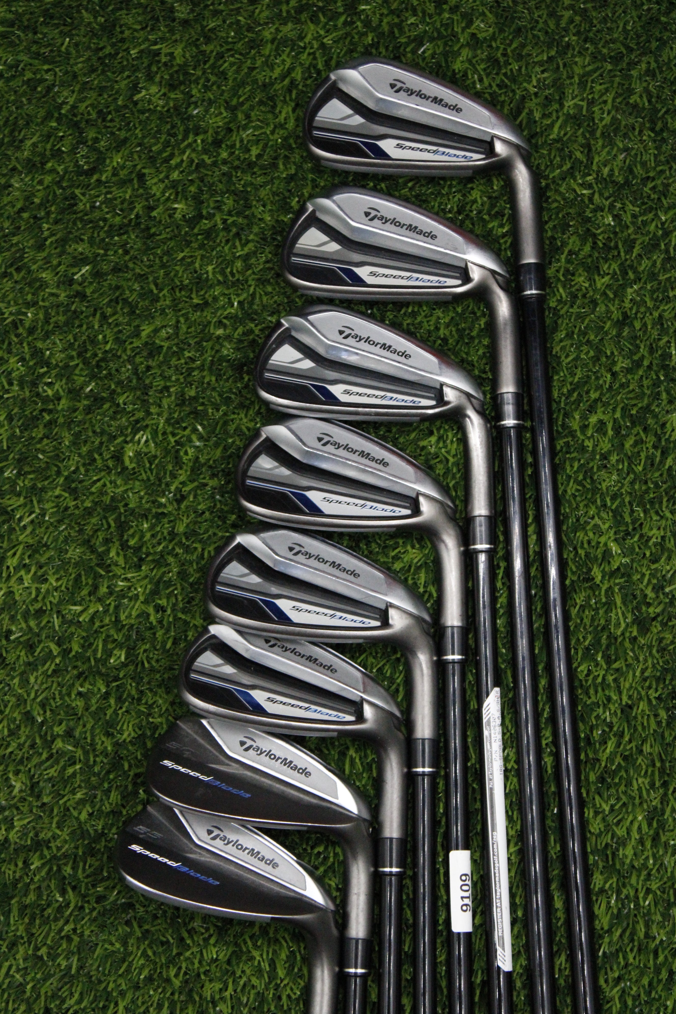 TaylorMade Speedblade Iron Set 5-PW AW SW R Flex Std Length