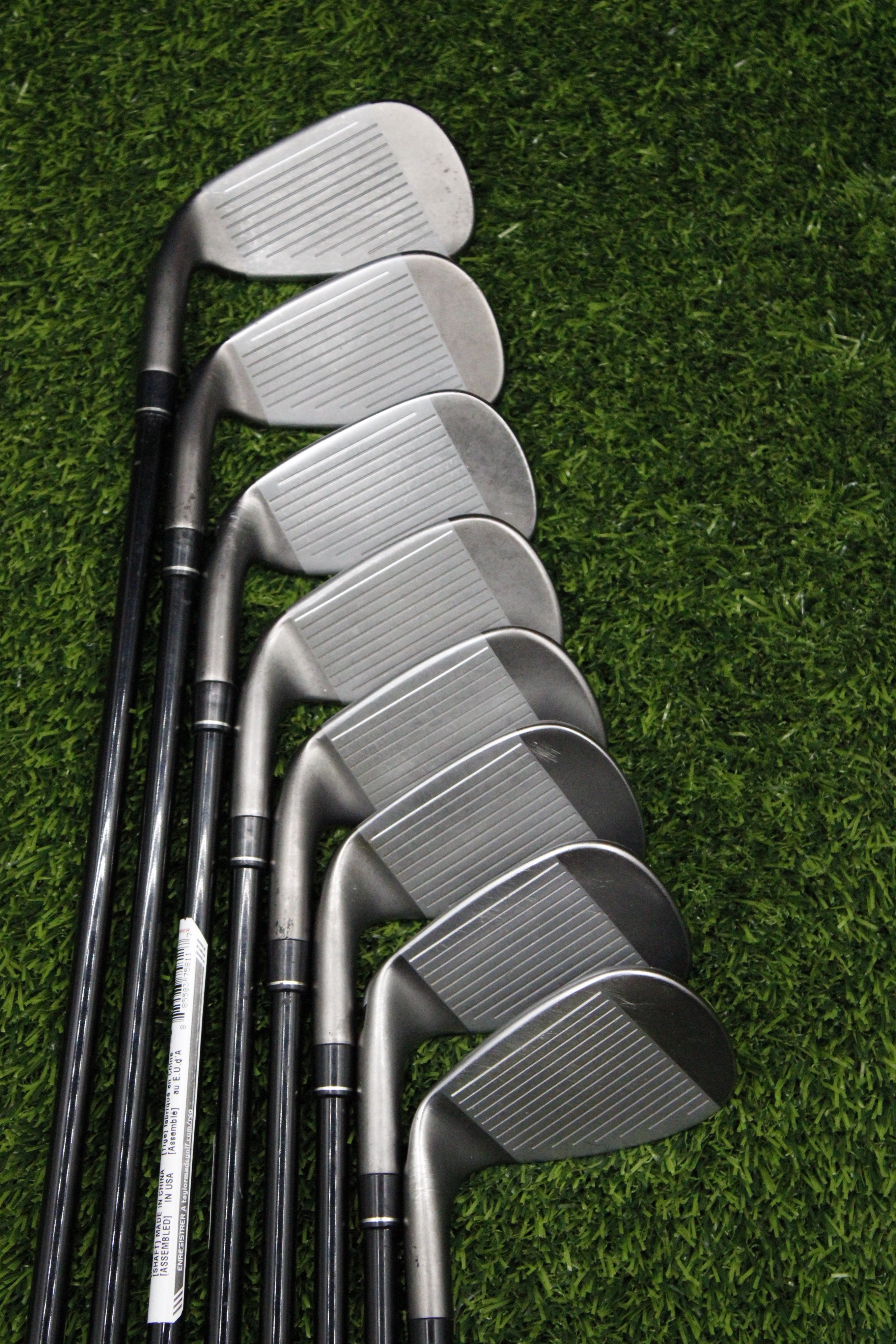 TaylorMade Speedblade Iron Set 5-PW AW SW R Flex Std Length