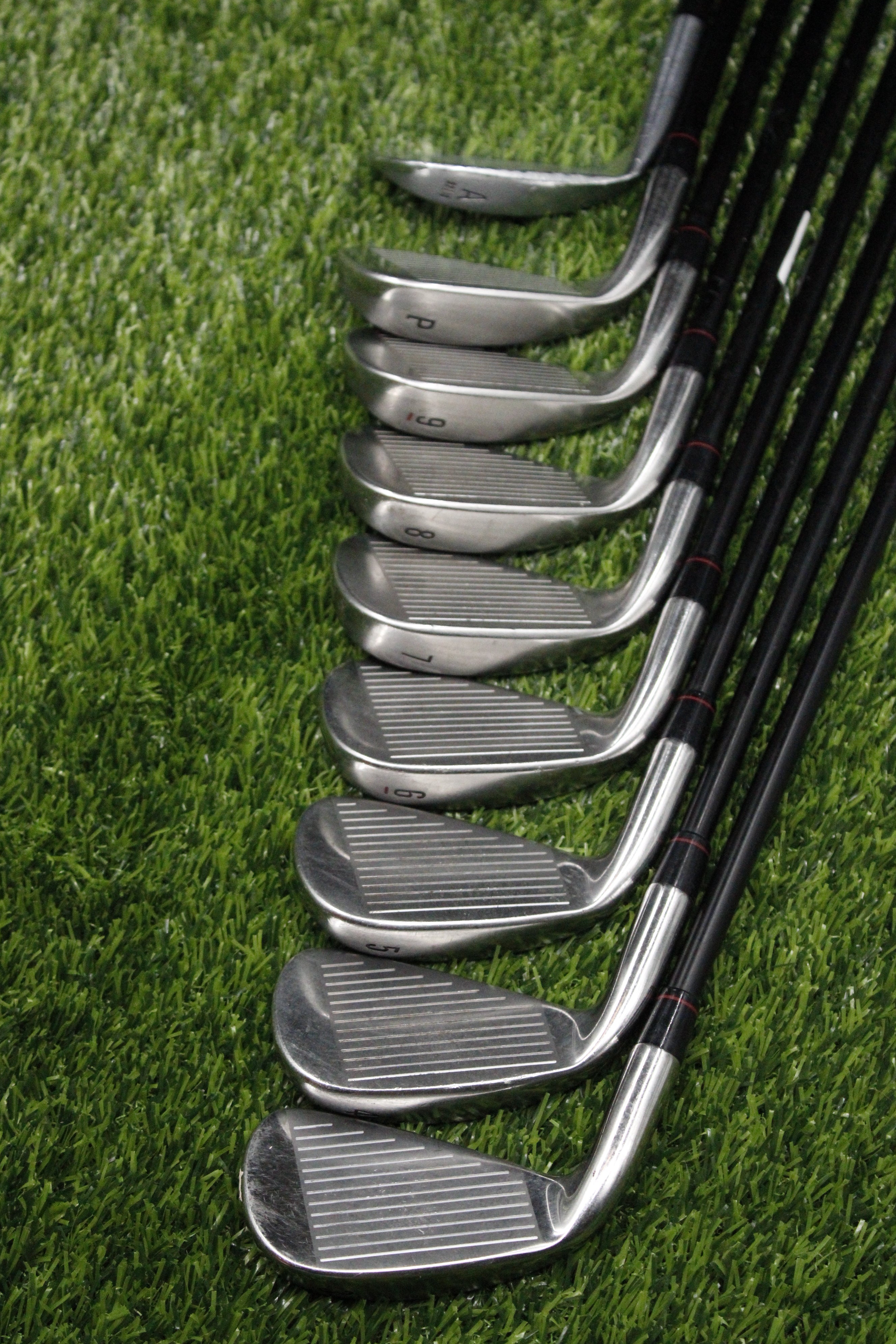 Nike Victory Red Cavity Back Iron Set 3-PW AW SR Flex -1.0"