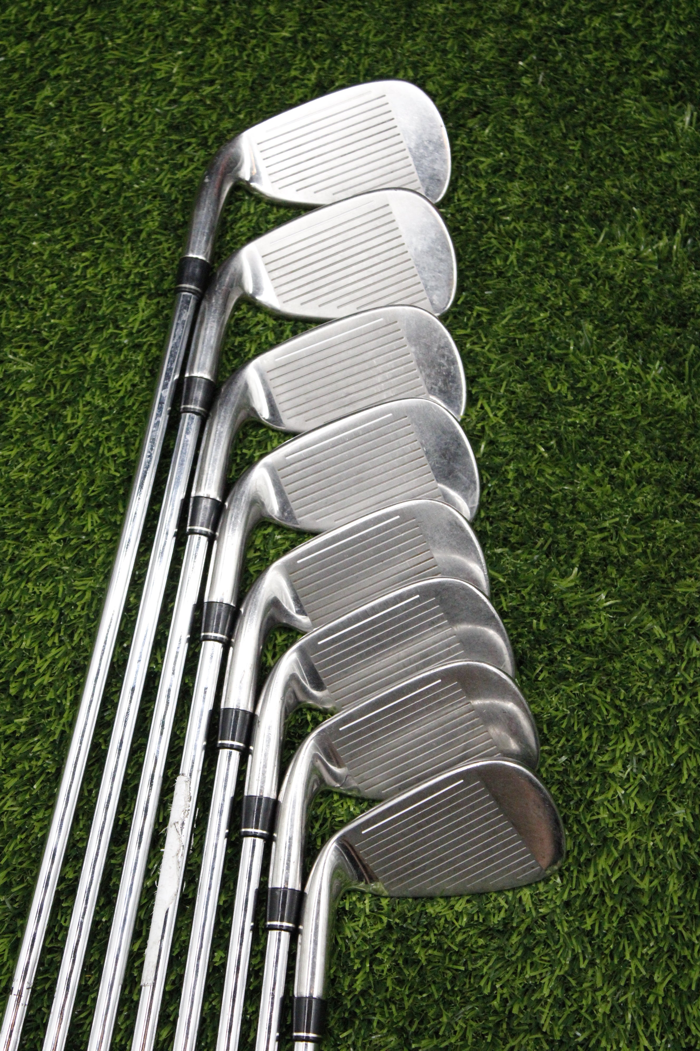 TaylorMade Burner 2.0 Iron Set 4-PW GW R Flex Std Length
