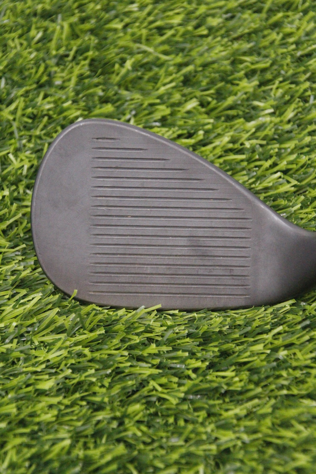 Titleist Vokey SM8 Jet Black 56° SW XS Flex 35.75"