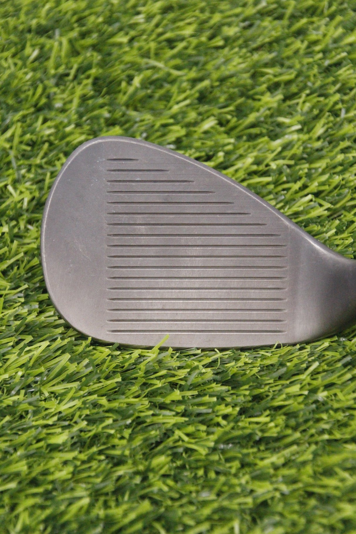 Titleist Vokey SM8 Jet Black 56° SW XS Flex 35.75"