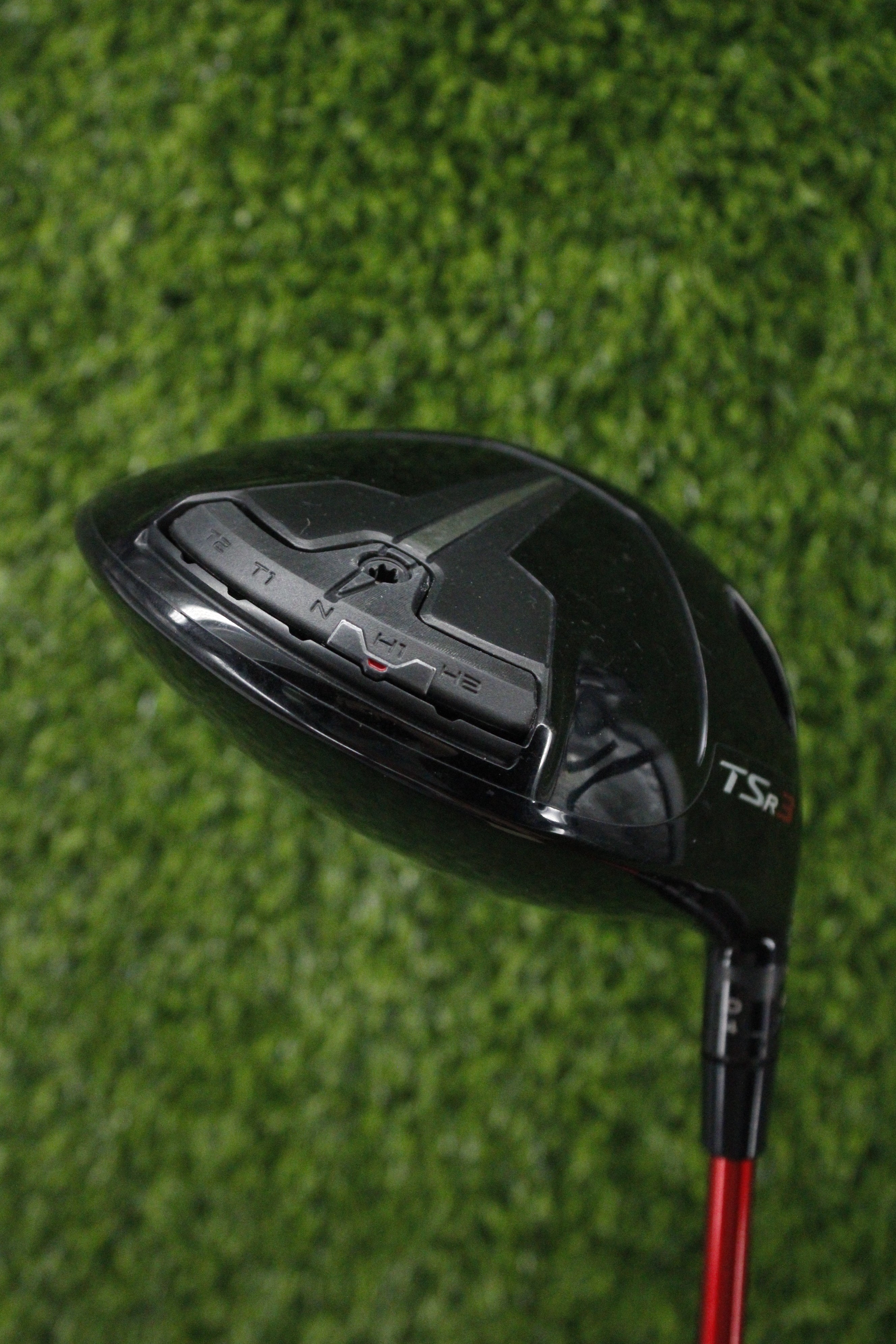 Titleist TSR3 w/ VeloCore Red 10° Driver S Flex 44.25"