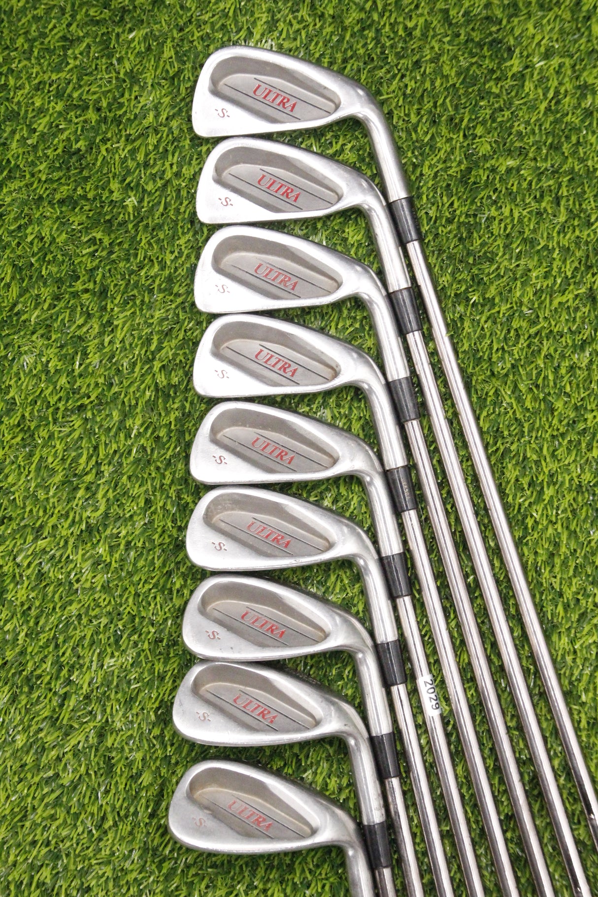 Wilson Ultra Iron Set 3-PW SW R Flex Std