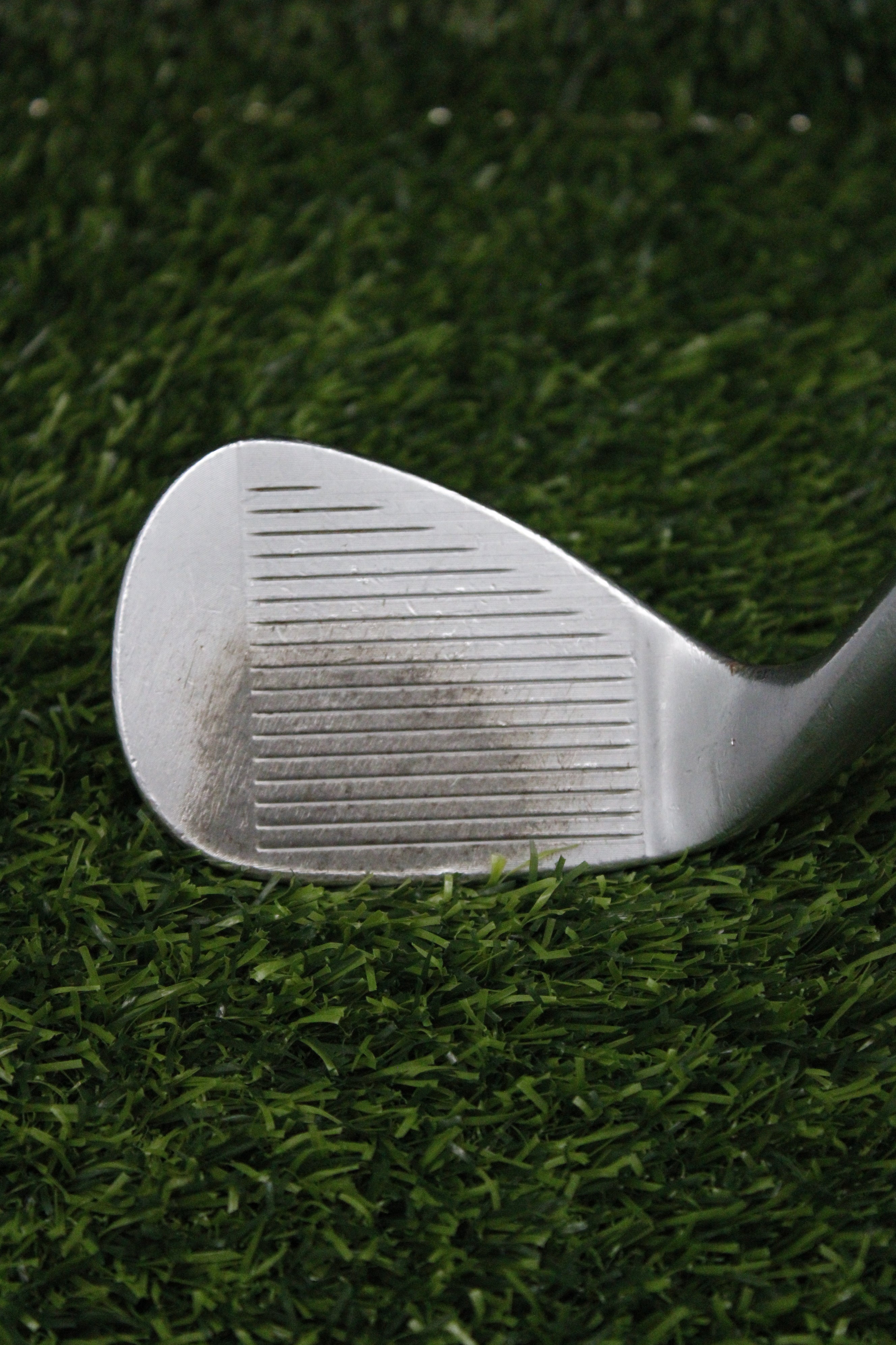 Titleist Vokey SM9 Tour Chrome 54° SW R Flex 36"