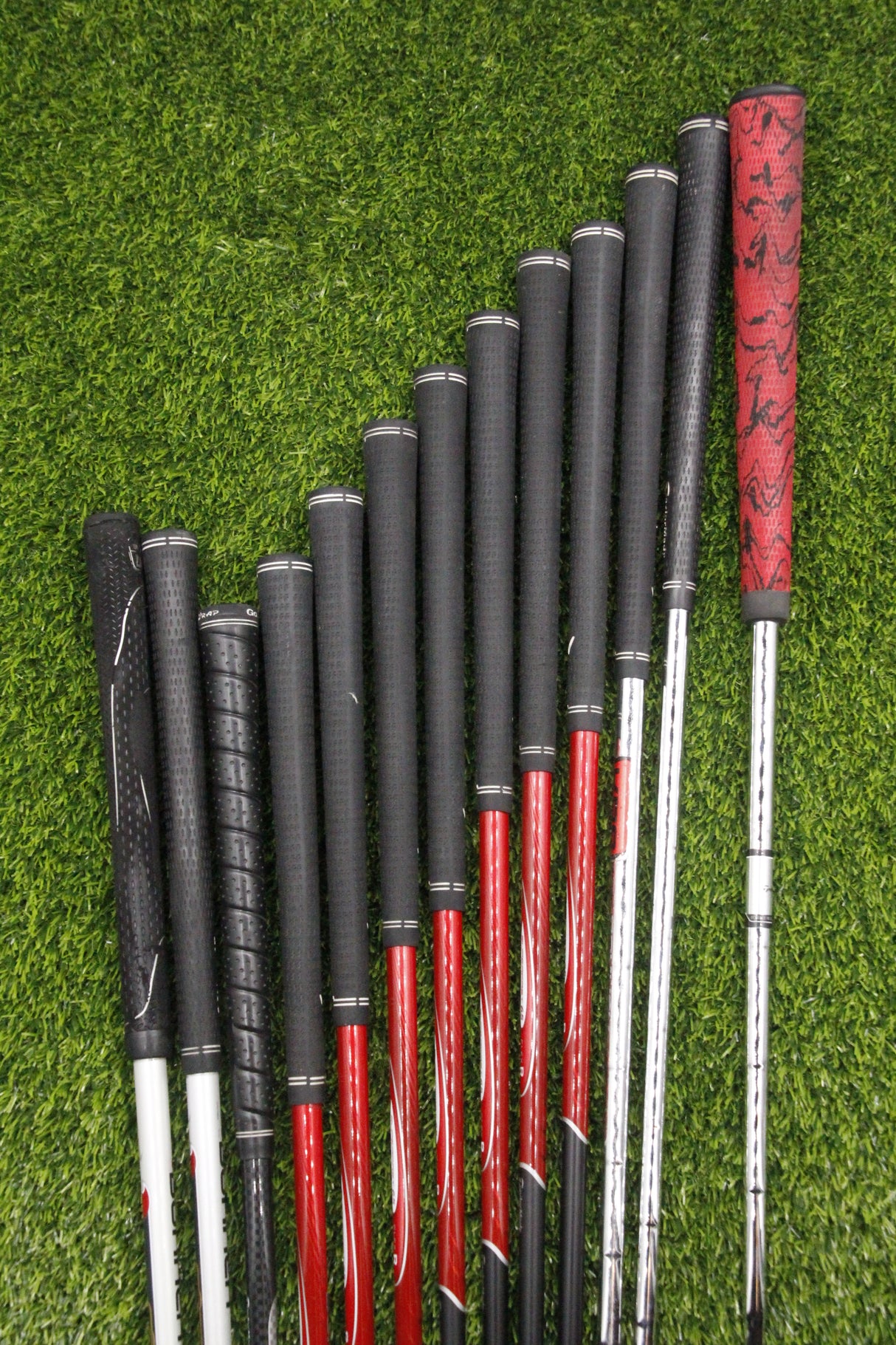 TaylorMade Burner 2.0 Black Par Set R Flex Std