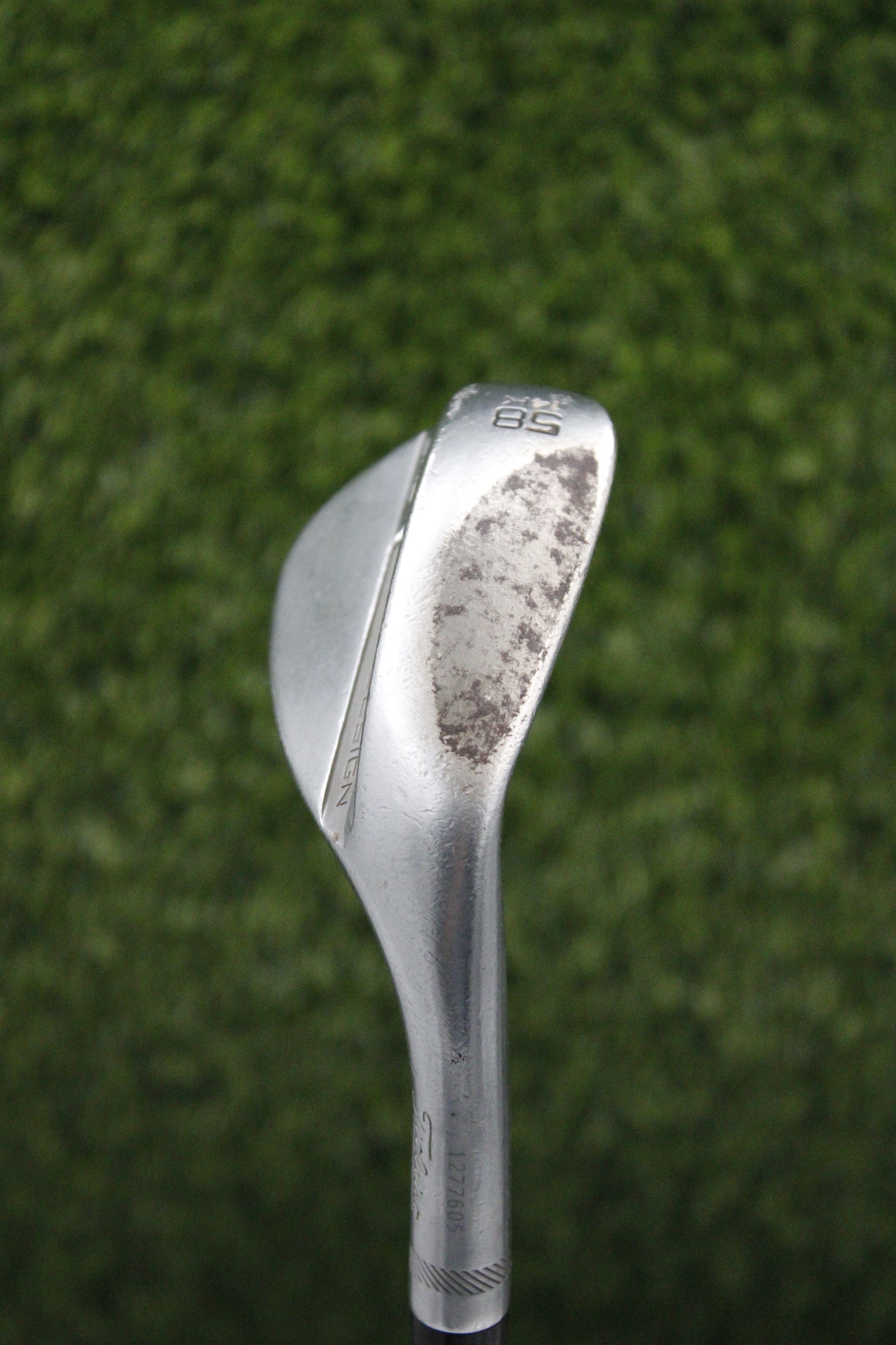 Titleist Vokey SM8 Tour Chrome 58° LW Wedge Flex 35.5"