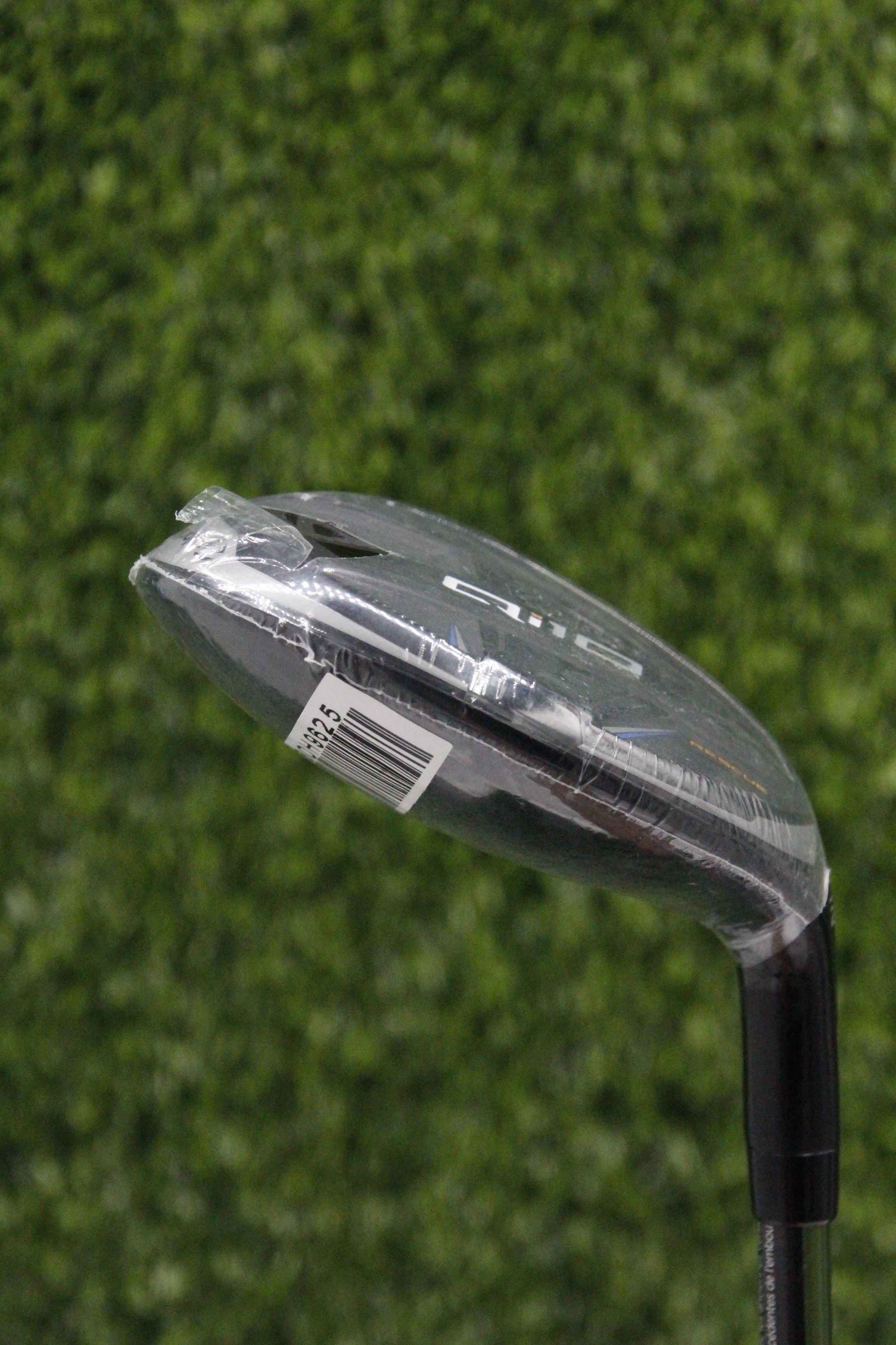 NEW TaylorMade Qi10 22° 4 Hybrid S Flex 39.5"