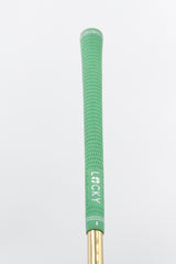Lucky Signature Gold 56° SW R Flex 35"