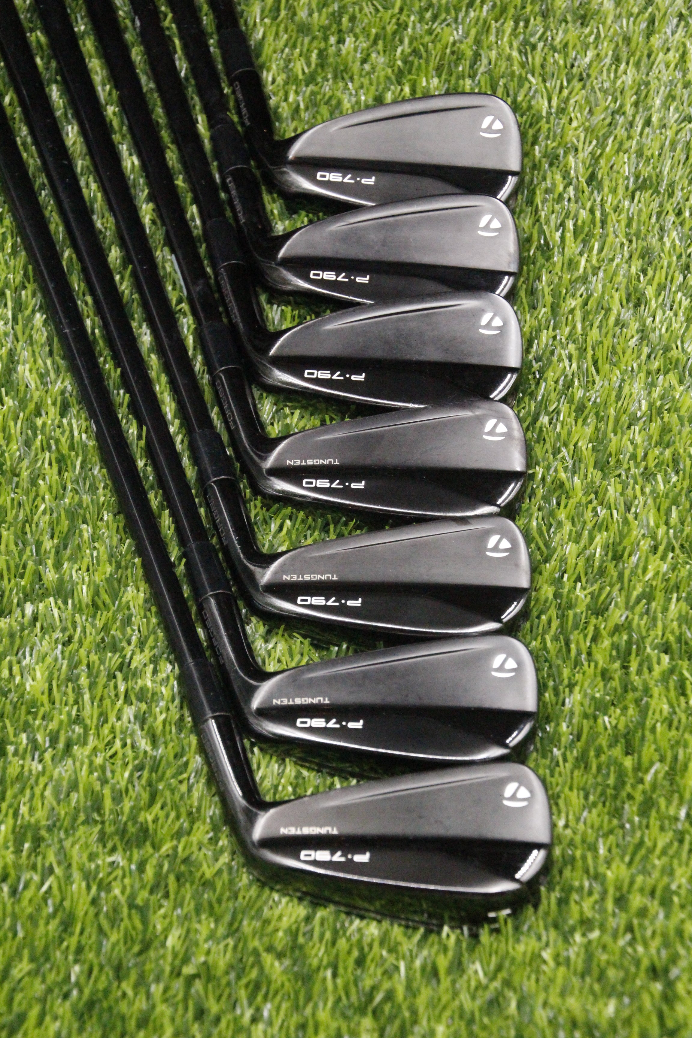 TaylorMade P790 Phantom Black Iron Set 4-PW XS Flex -0.5"