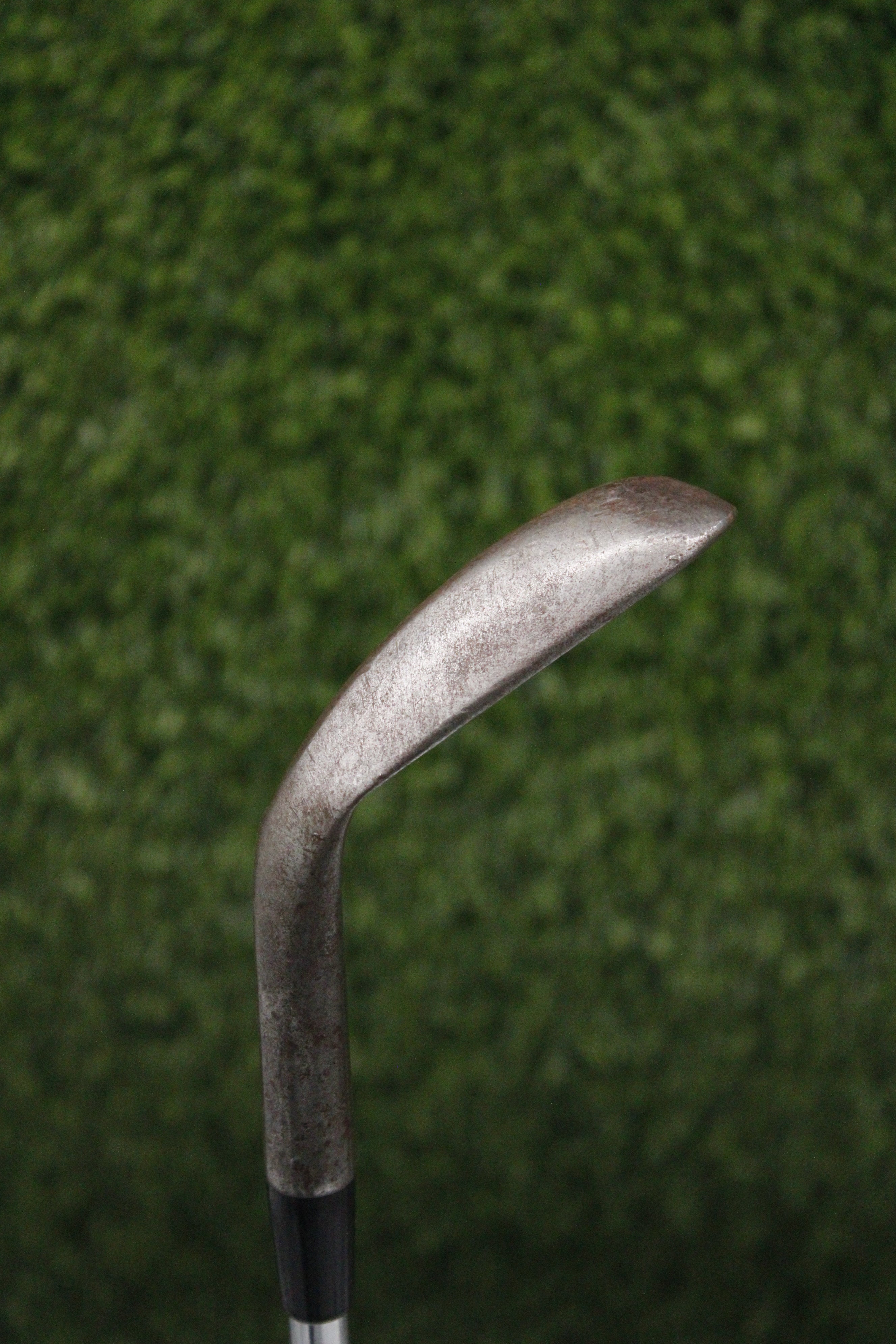 Nike Engage Square Sole 60° LW Wedge Flex 34.75"