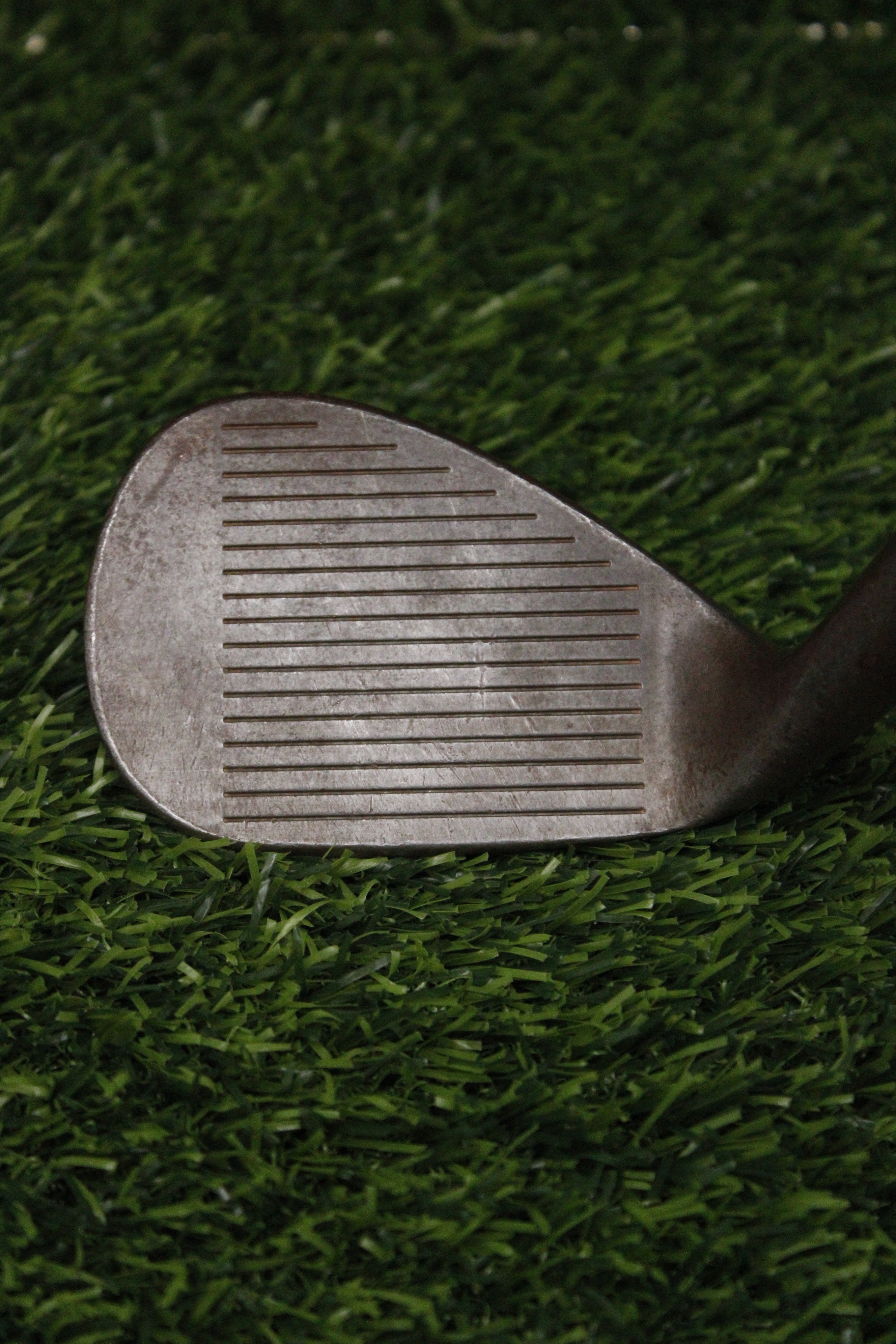Nike Engage Square Sole 60° LW Wedge Flex 34.75"
