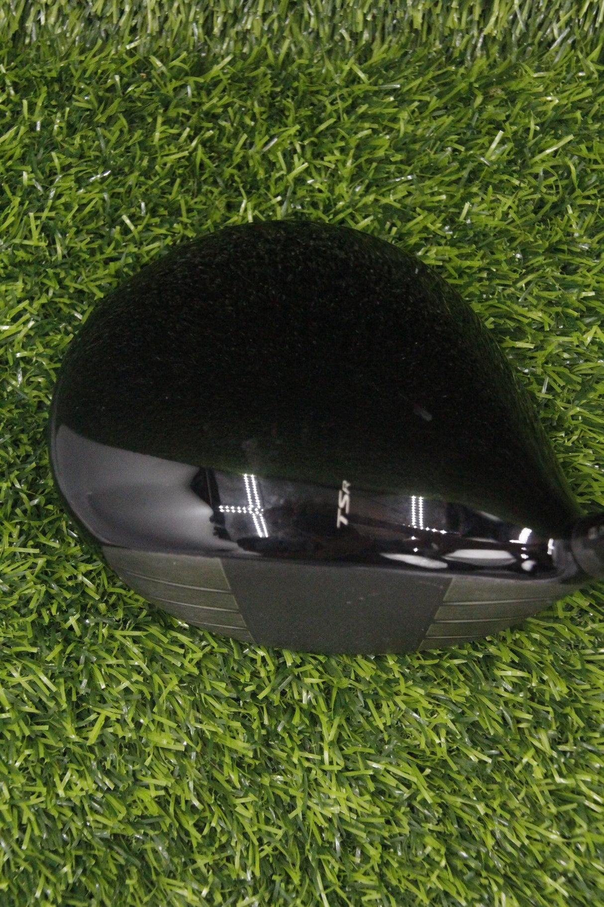 Titleist TSR3 w/ Tour AD DI-6s 9° Driver S Flex 45"