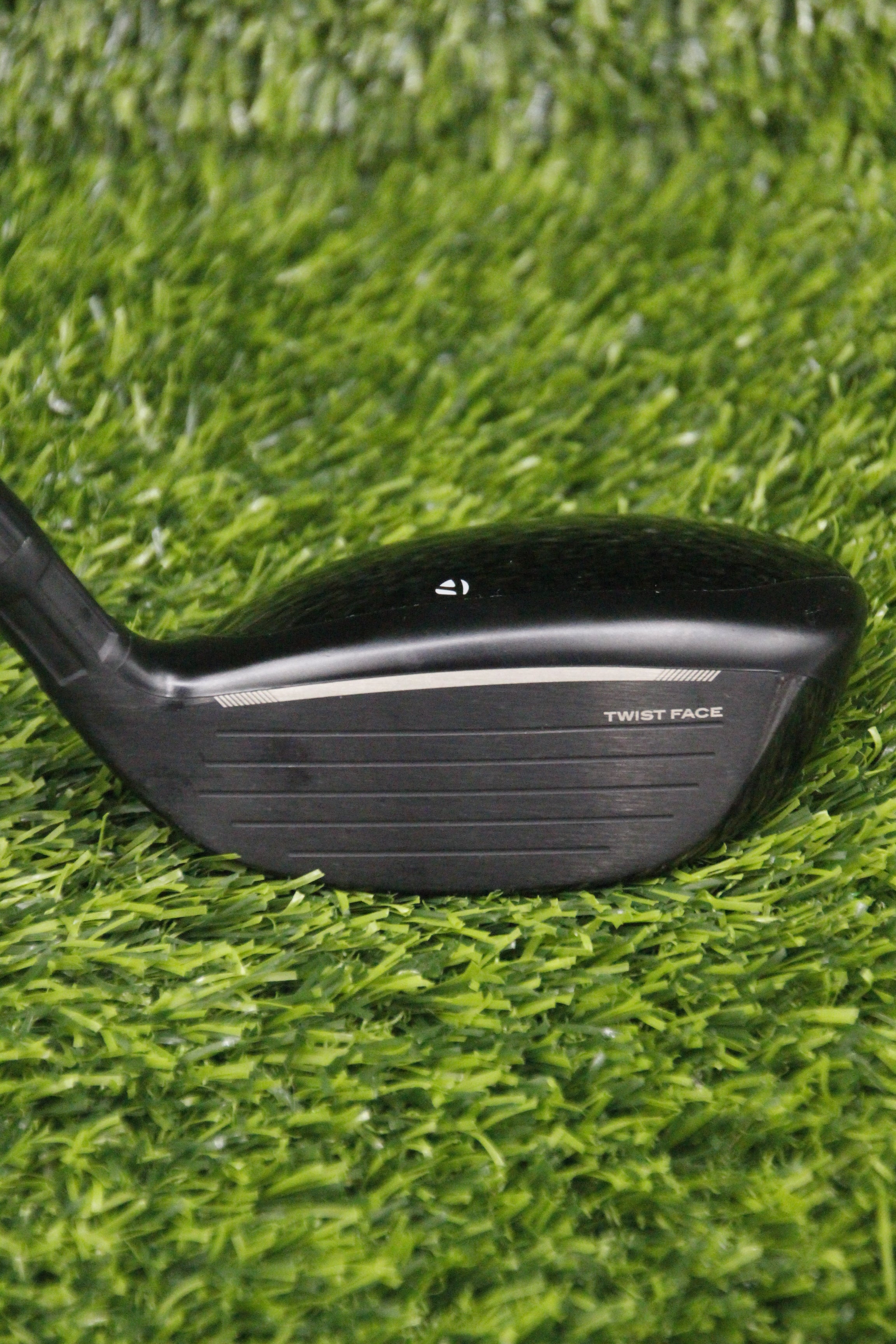 Lefty TaylorMade Stealth 2 Rescue 22° 4 Hybrid S Flex 38.5"