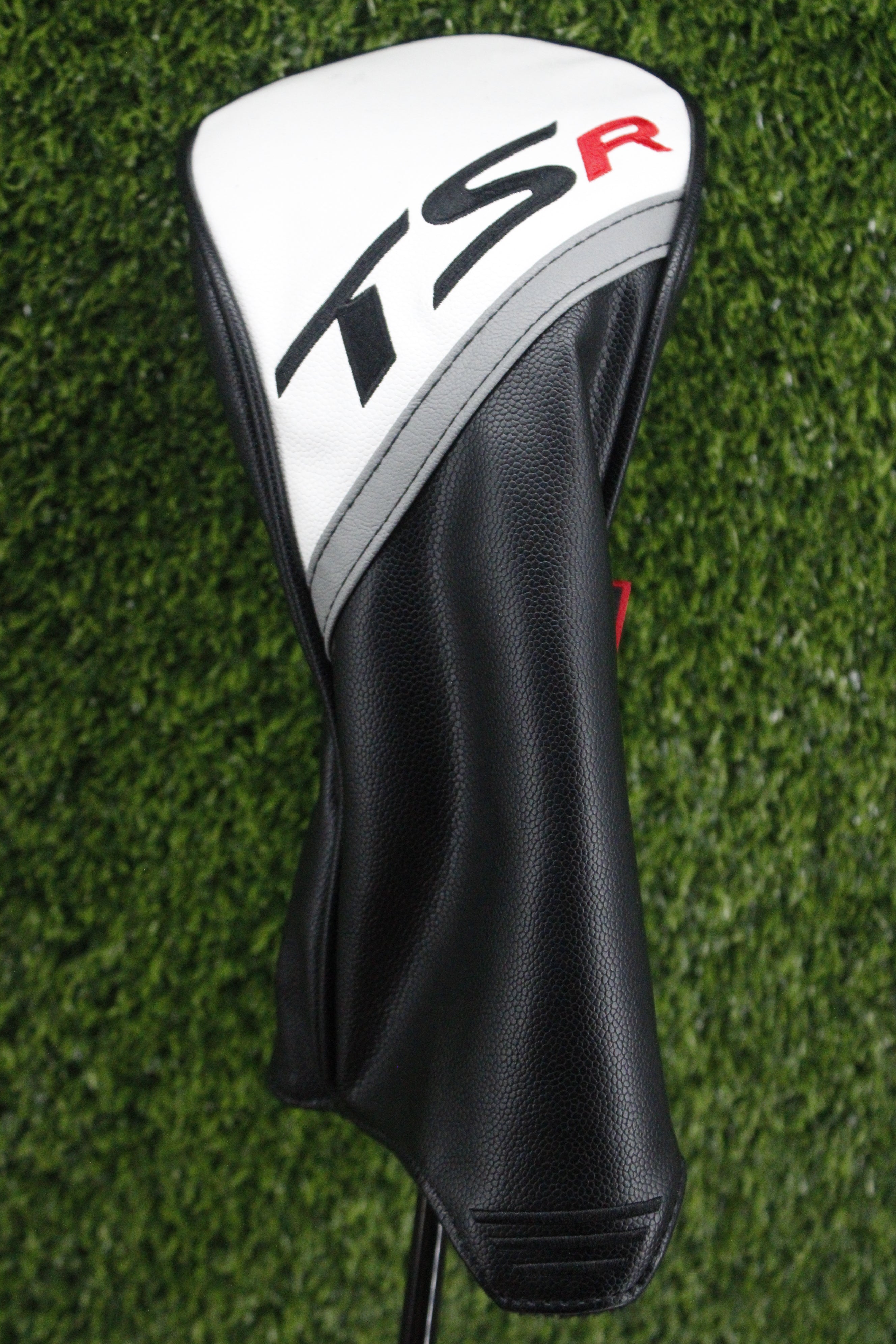Titleist TSR2 11° Driver R Flex 44.25" w/ HC