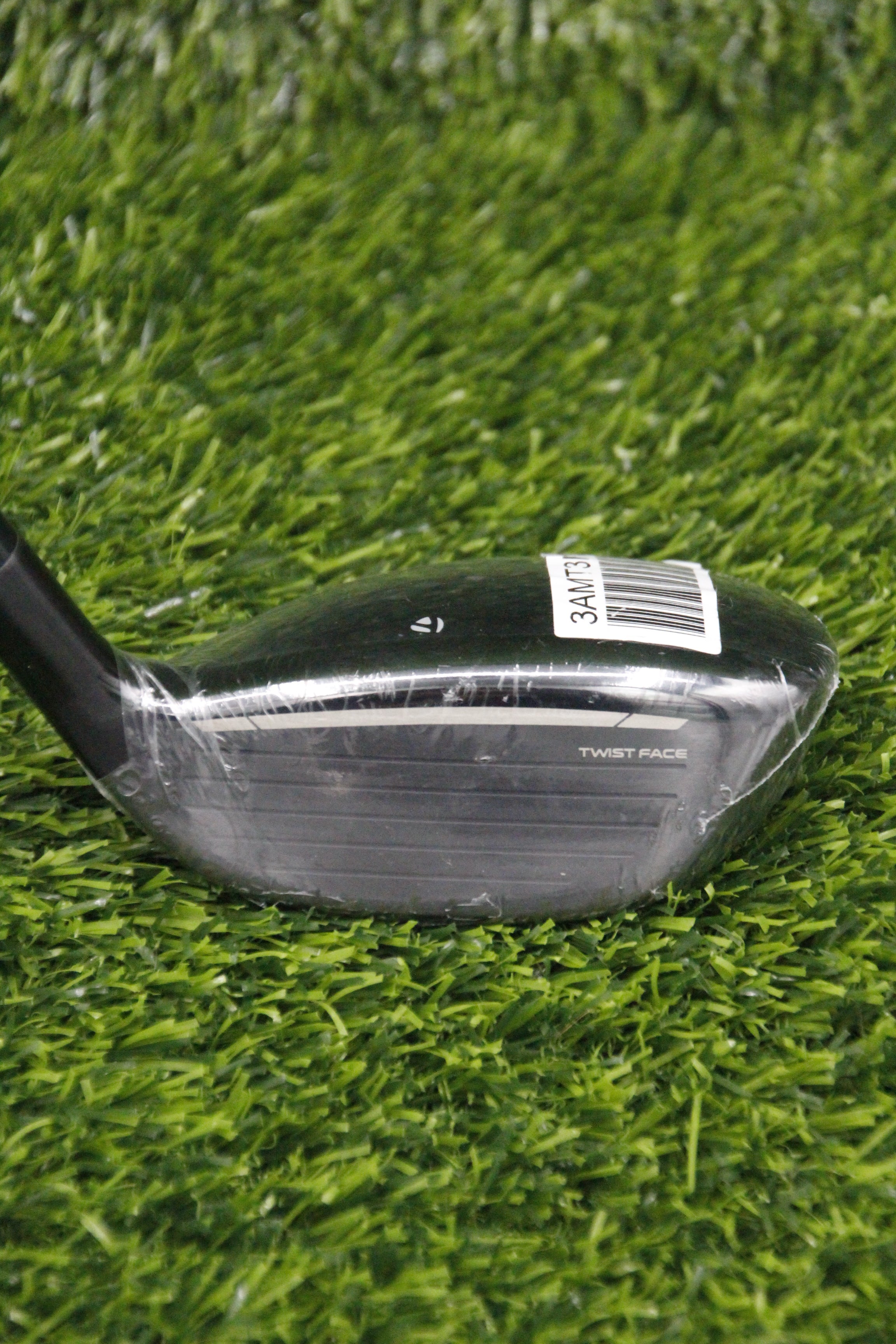 NEW Lefty TaylorMade Qi10 22° 4 Hybrid R Flex 39"