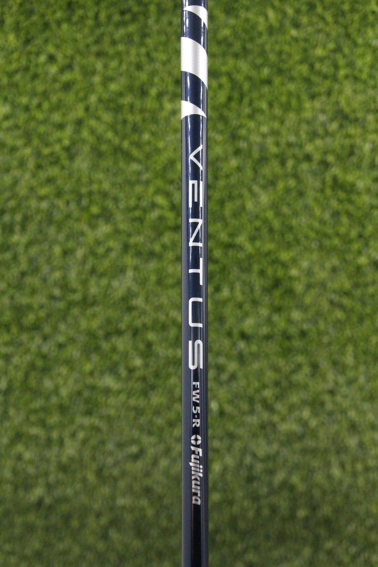 TaylorMade Sim2 Max 18° 5 Wood R Flex 42.25" w/ HC