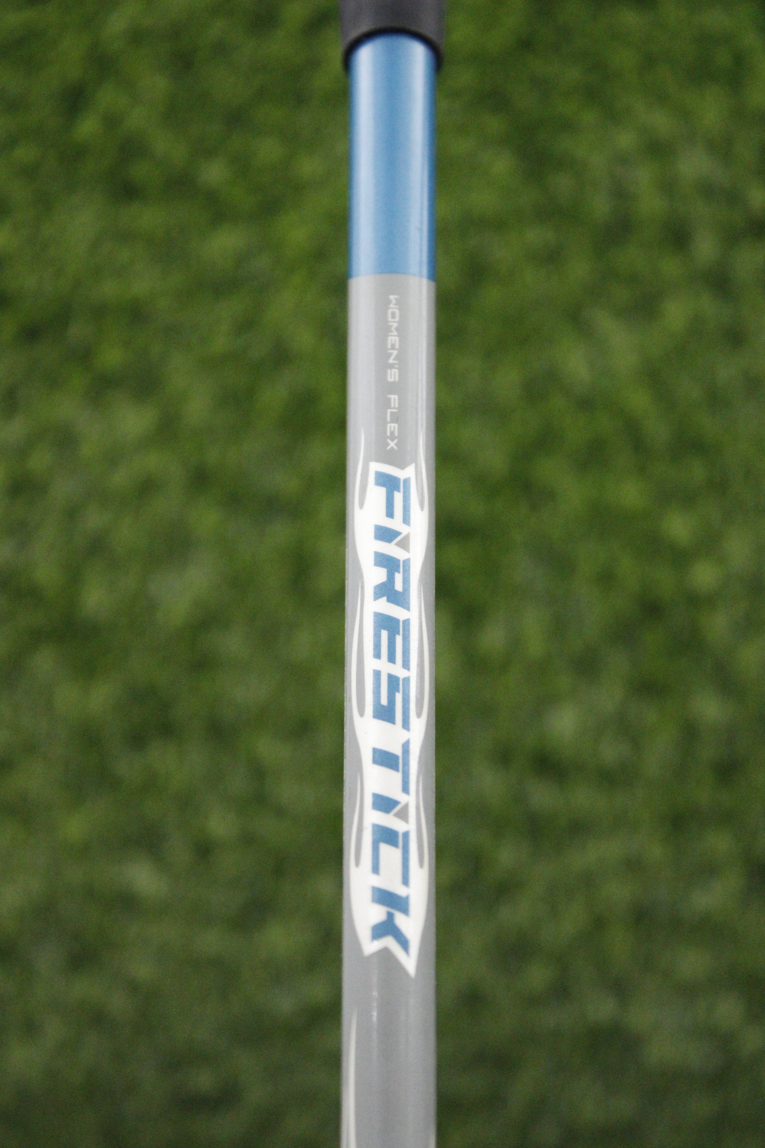 WOMEN Wilson Killer Whale 4 Hybrid L Flex 38.5"