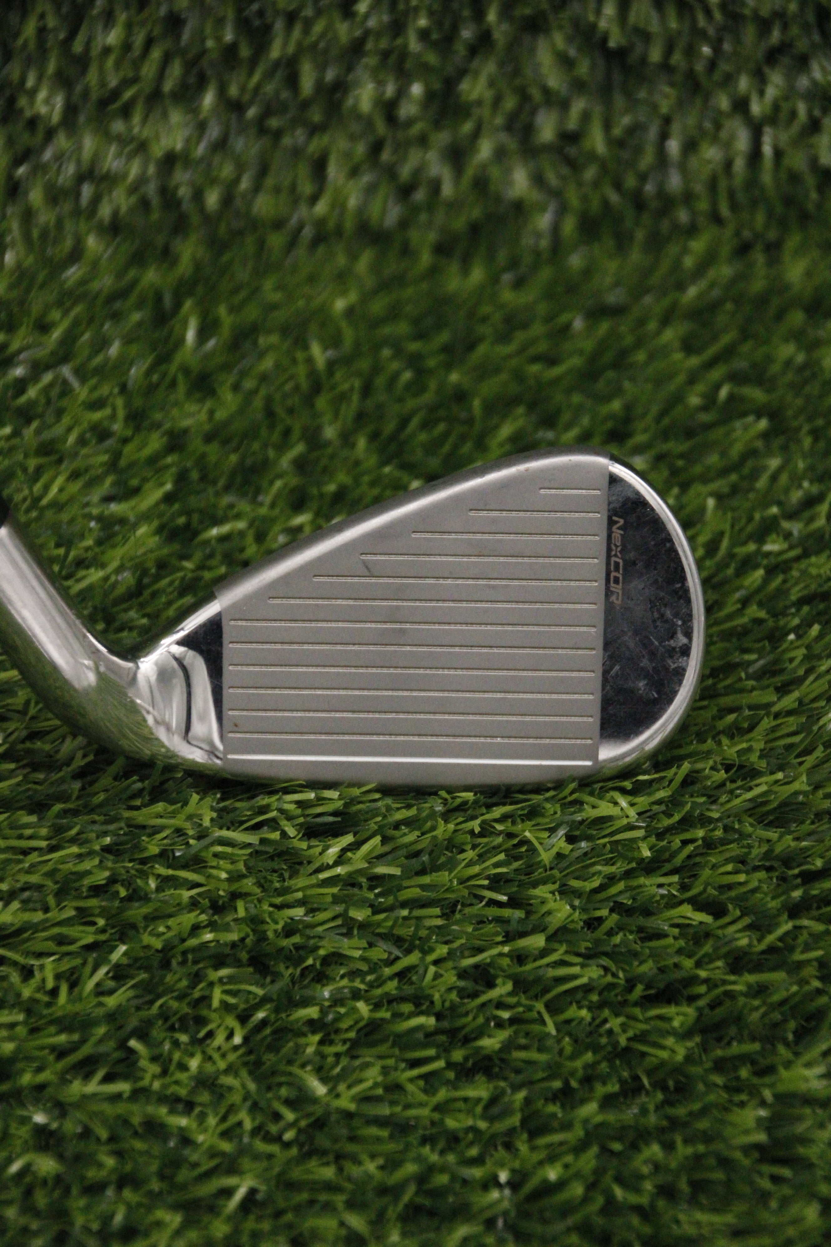 Lefty Nike Victory Red S 4 Iron 39.5"